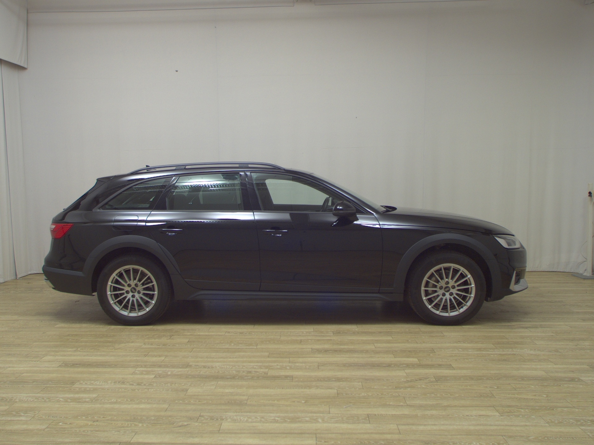 Audi A4 Allroad 40 TDI Qu. T-Leder Navi+ LED Pano RFK