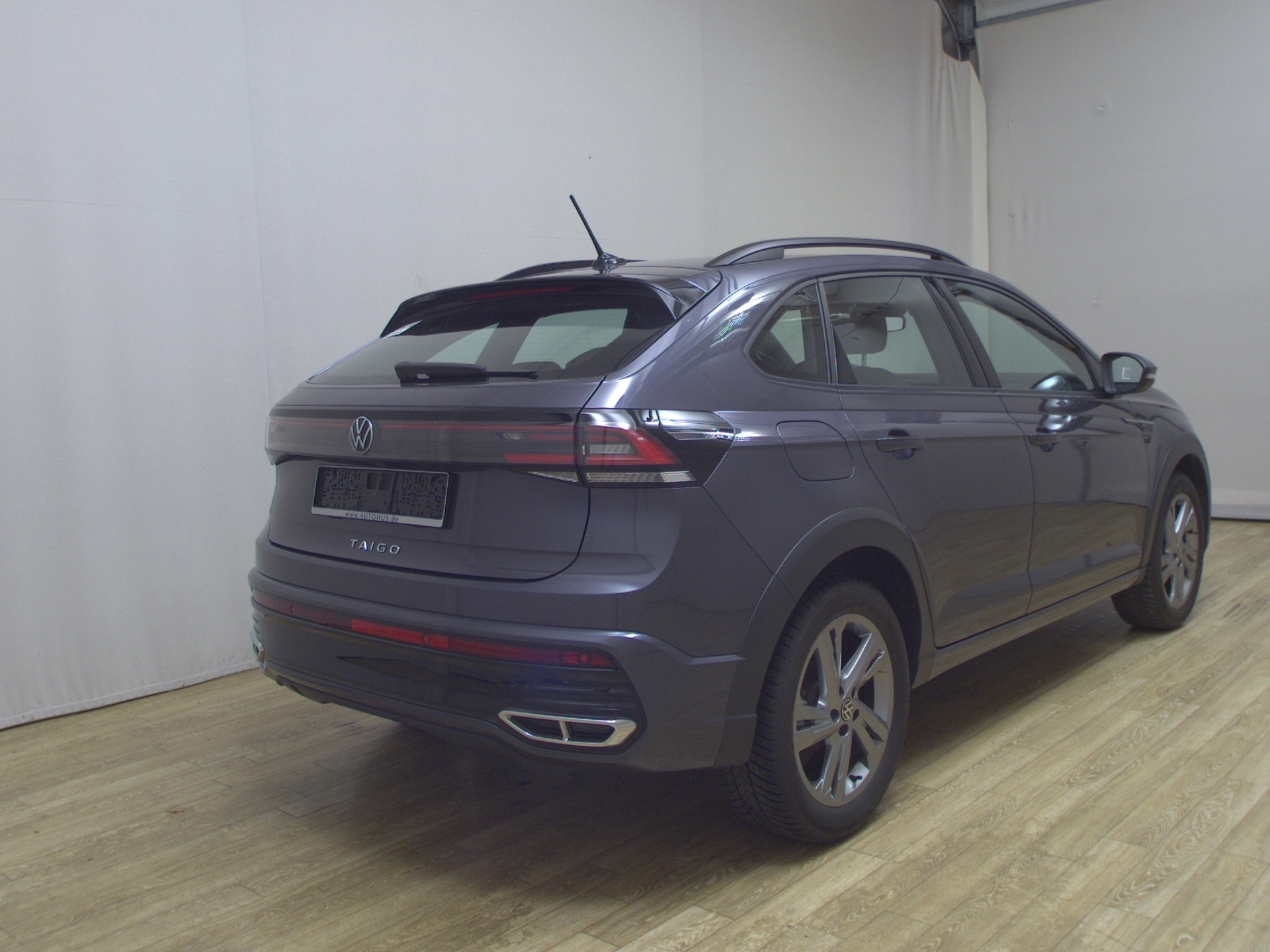 Volkswagen Taigo 1.0 TSI R-Line Navi IQ.Light AID RfK Shz 4