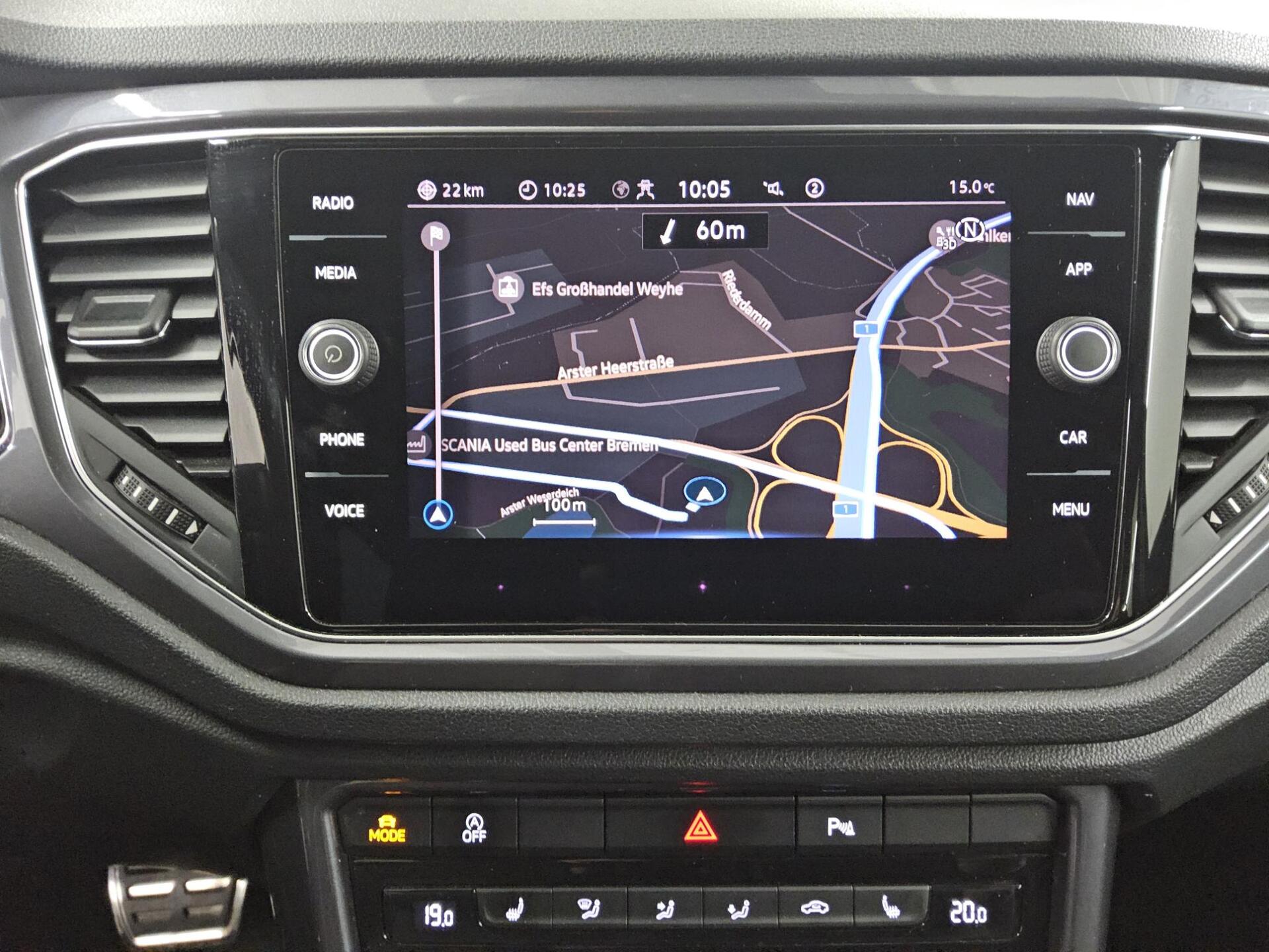 Volkswagen T-Roc 2.0 TDI Sport Navi StandHzg PDC Shz 7