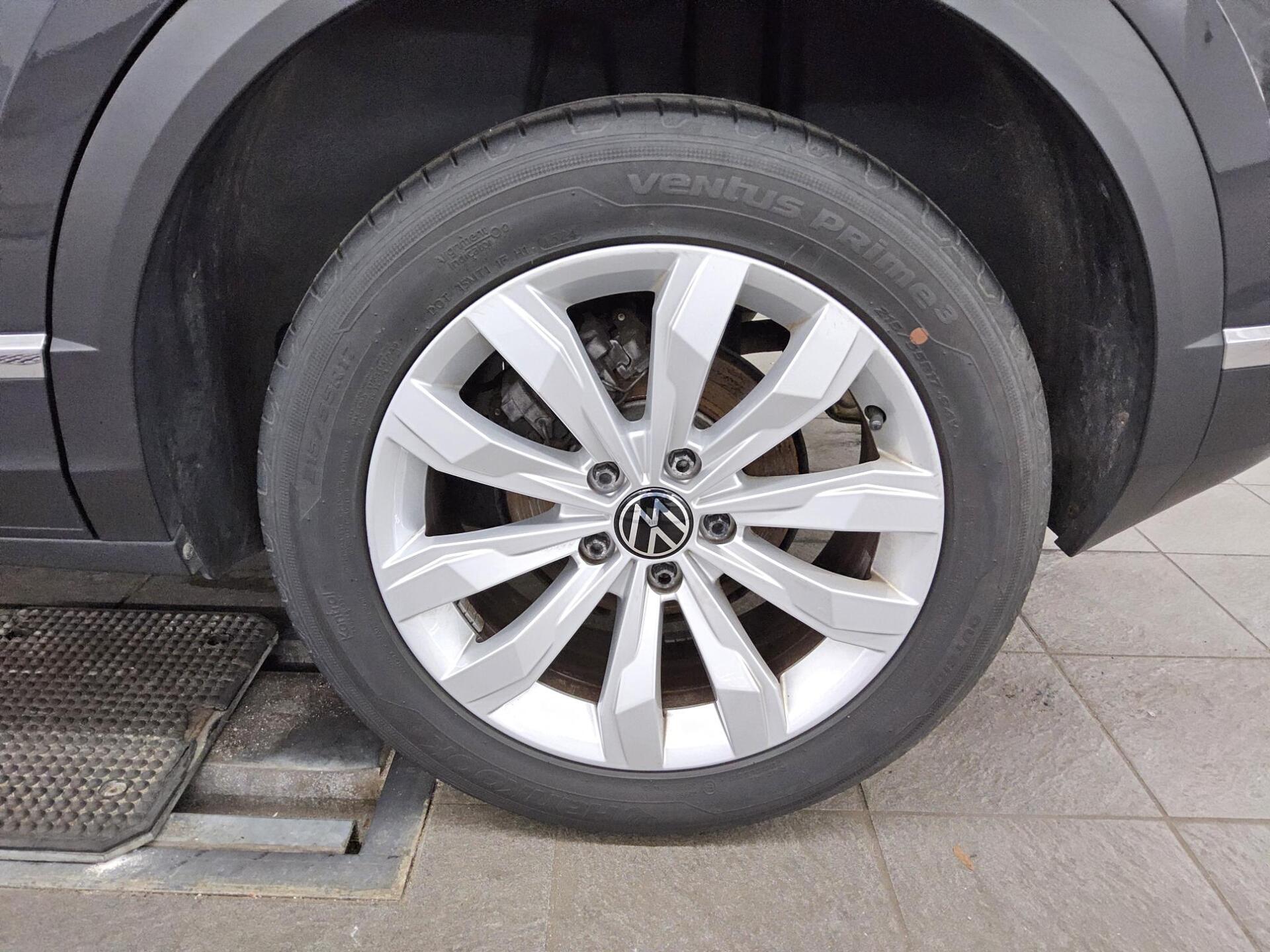 Volkswagen T-Roc 2.0 TDI Sport Navi StandHzg PDC Shz 10