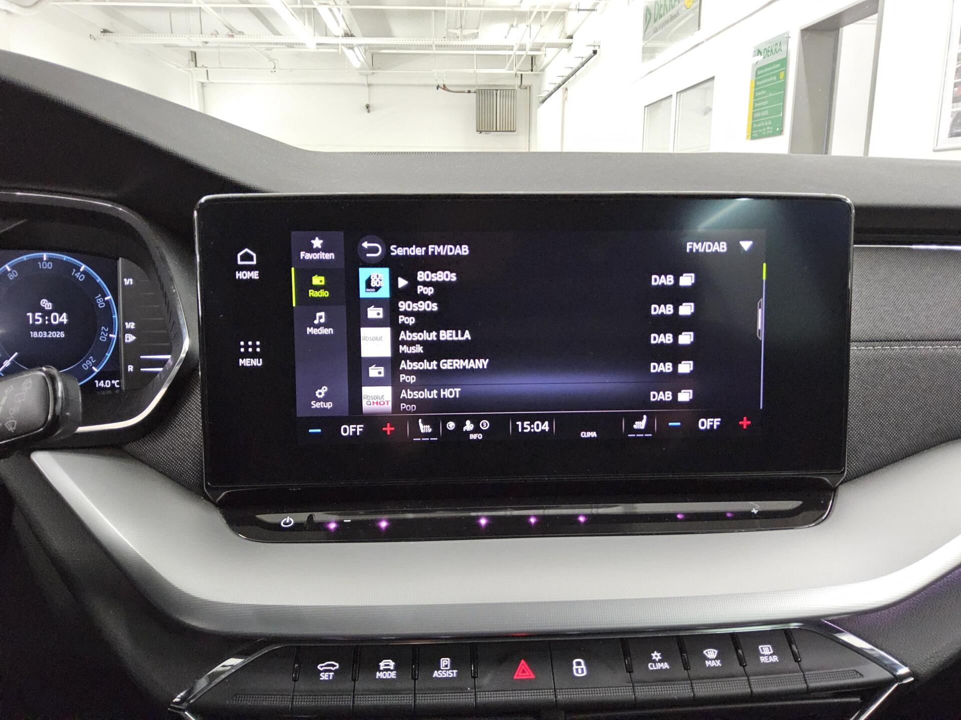 Skoda Octavia Kombi 2.0 TDI Style LED virtual AHK 7