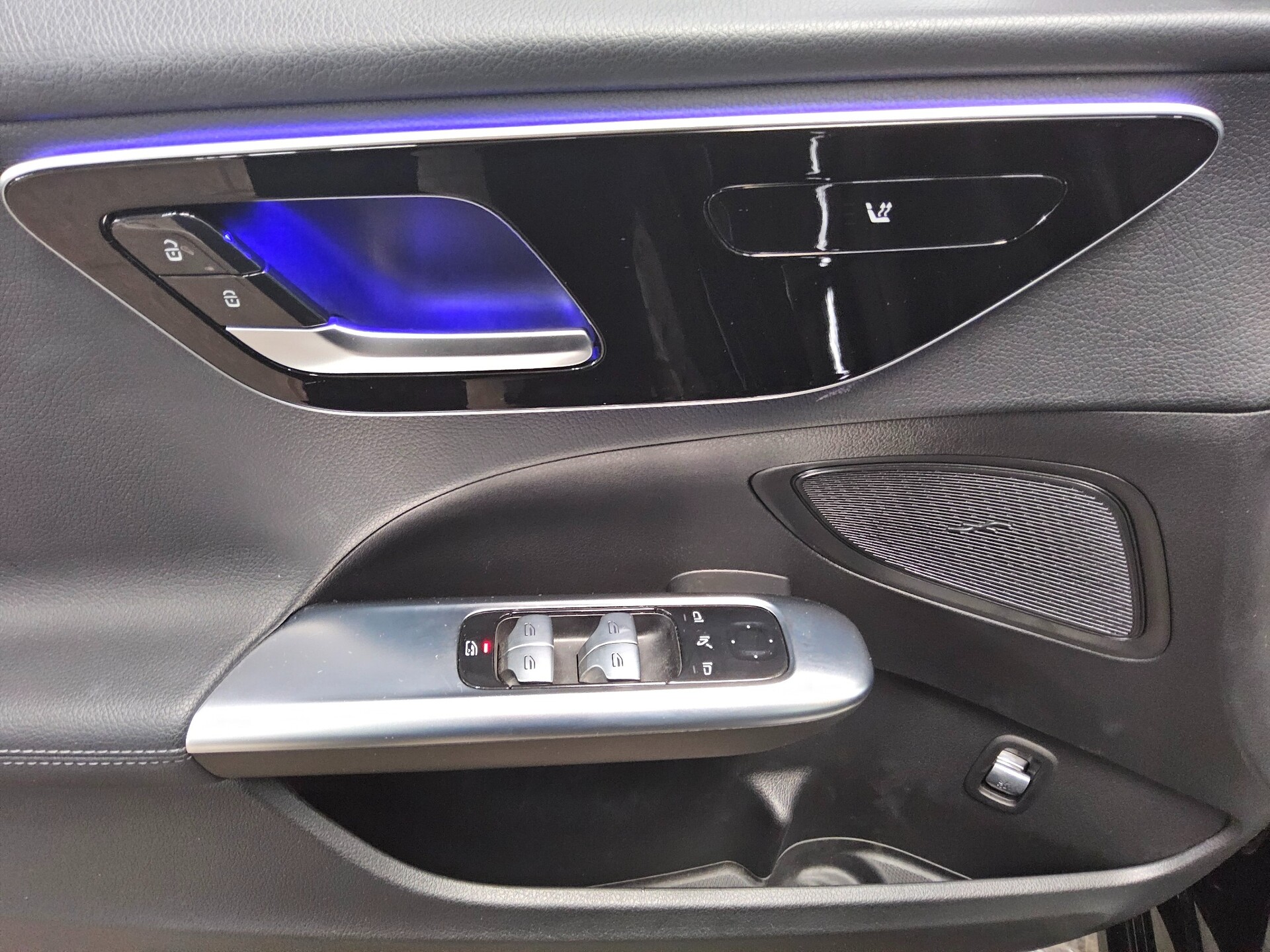 Mercedes-Benz C 200 T d Avantgarde T-Leder Navi LED MBUX+ RfK 10