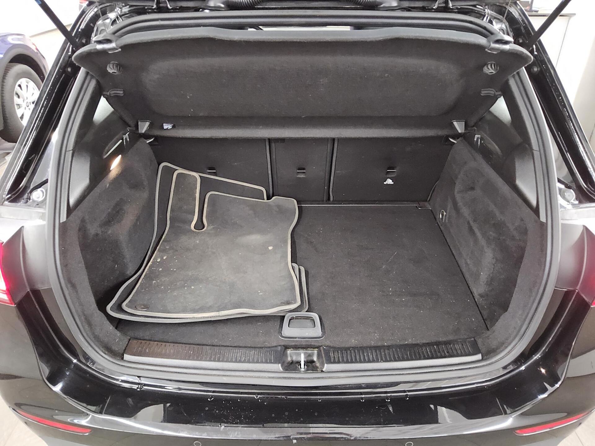 Mercedes-Benz B 200 d Progressive Navi LED MBUX+ RfK Sound Shz 12