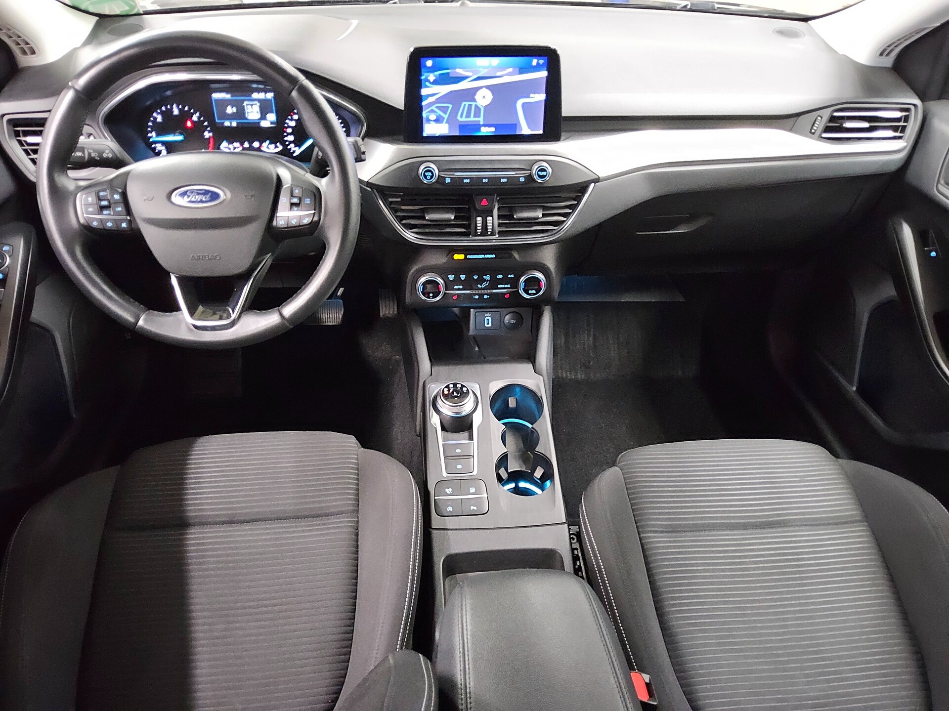 Ford Focus Turnier 2.0 EB Titanium Navi LED RFK SHZ 5