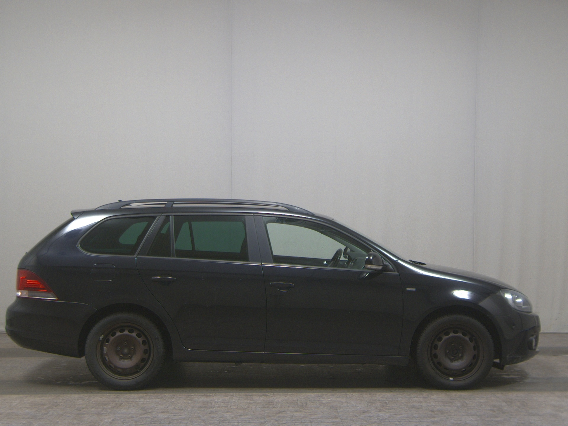 Volkswagen Golf-6 Var. 1.6 TDI Match T-Leder PDC Tempomat