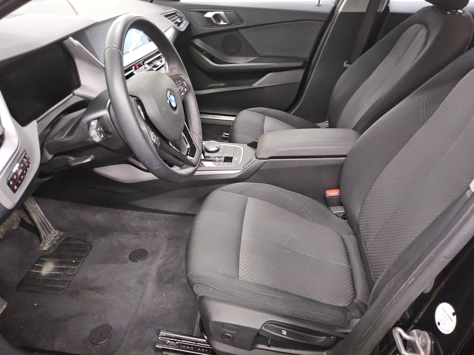 BMW 120dA Advantage Navi LED LC-Pro PDC Shz Tempomat 9