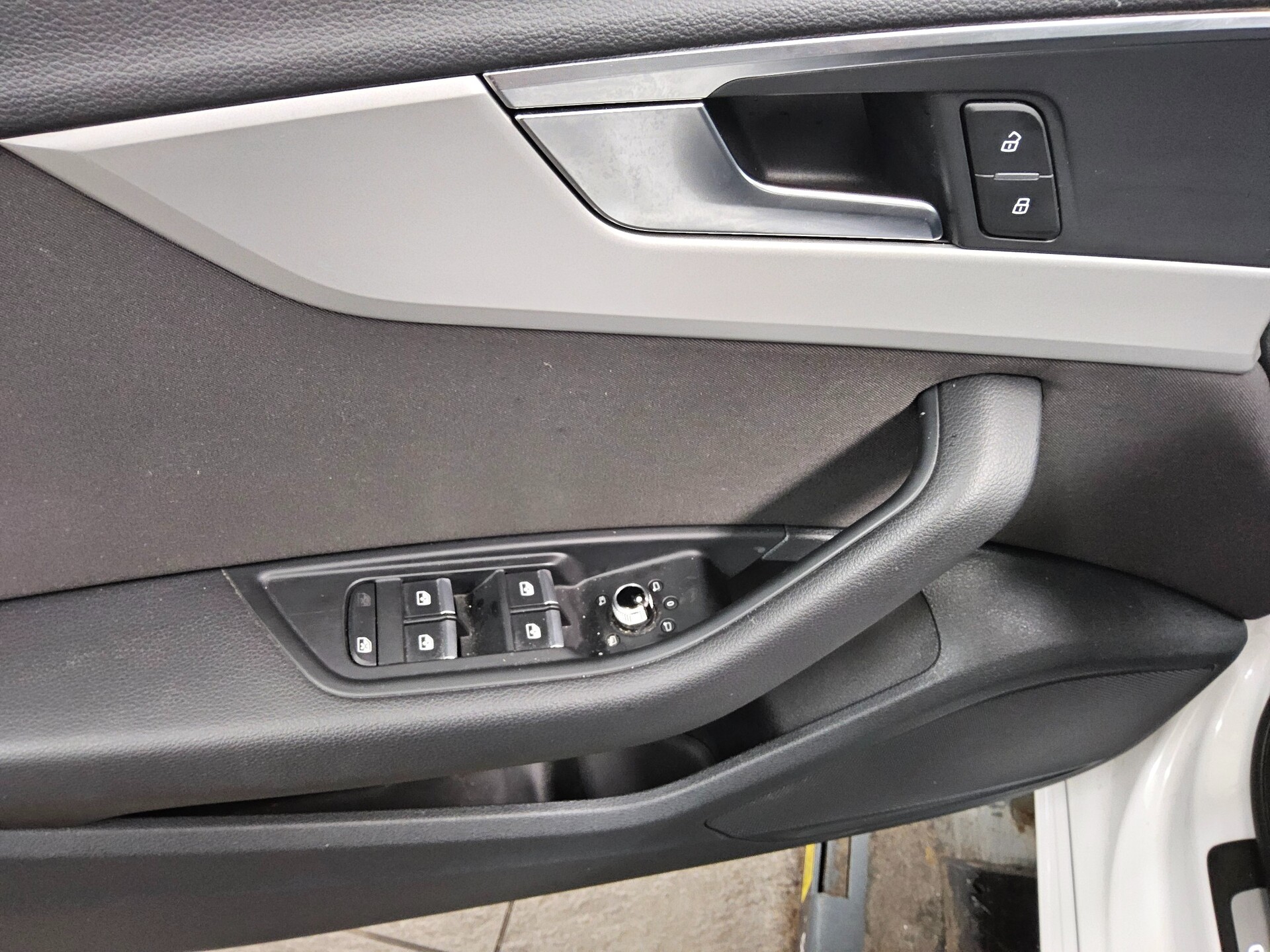 Audi A4 Avant 40 TDI S-Line Ext. Navi+ LED 9