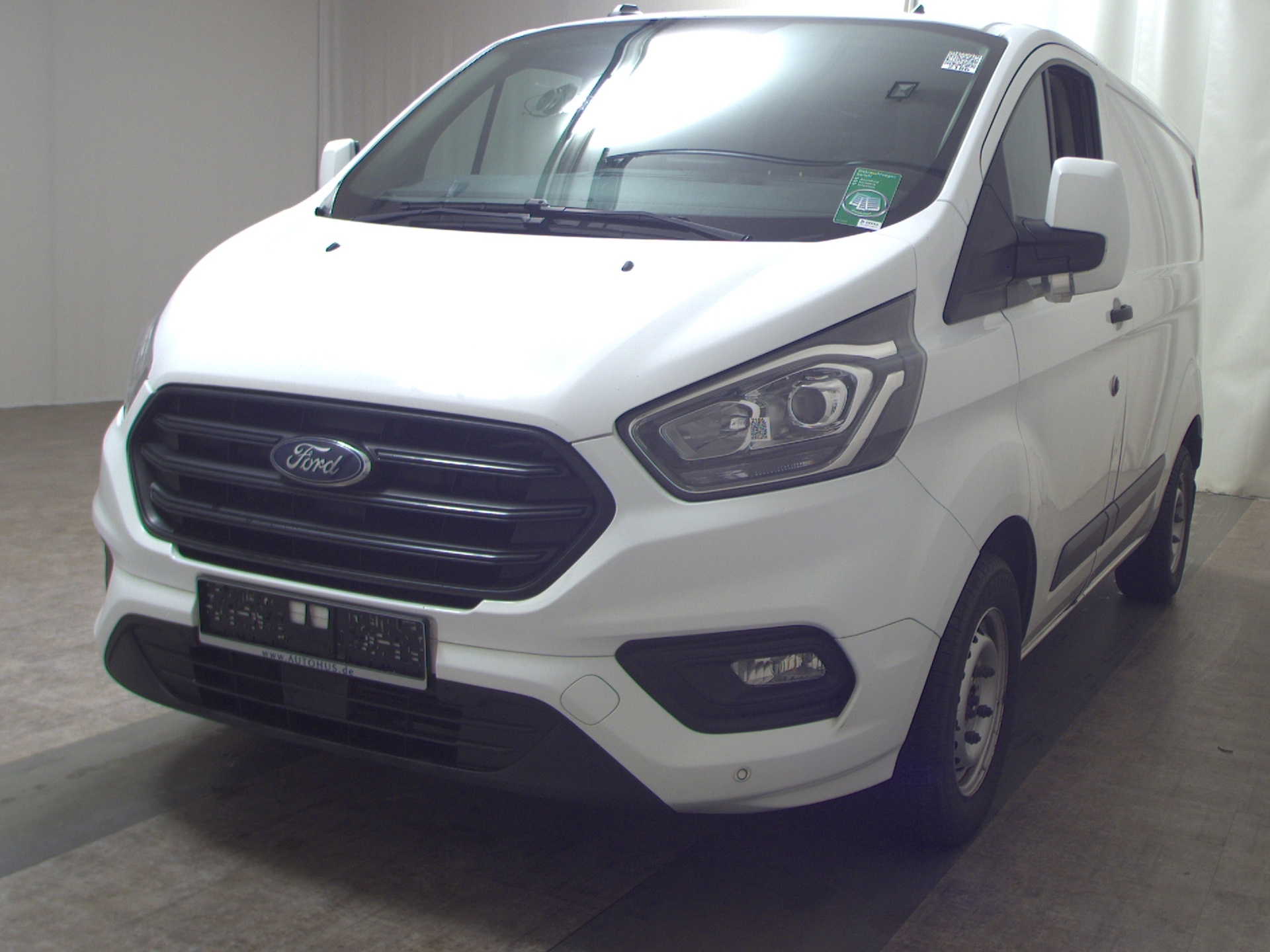 Ford Transit Custom 2.0 TDCi Trend 3-Sitze Regale Nav 2