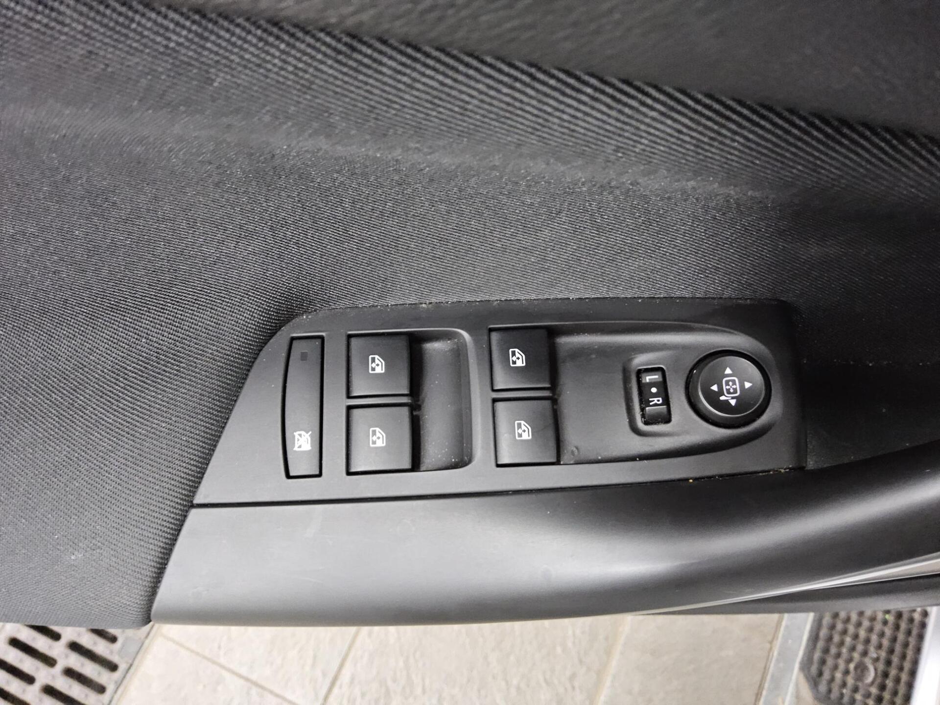 Opel Astra ST 1.5 D Edition Navi LED AHK PDC Tempomat 9