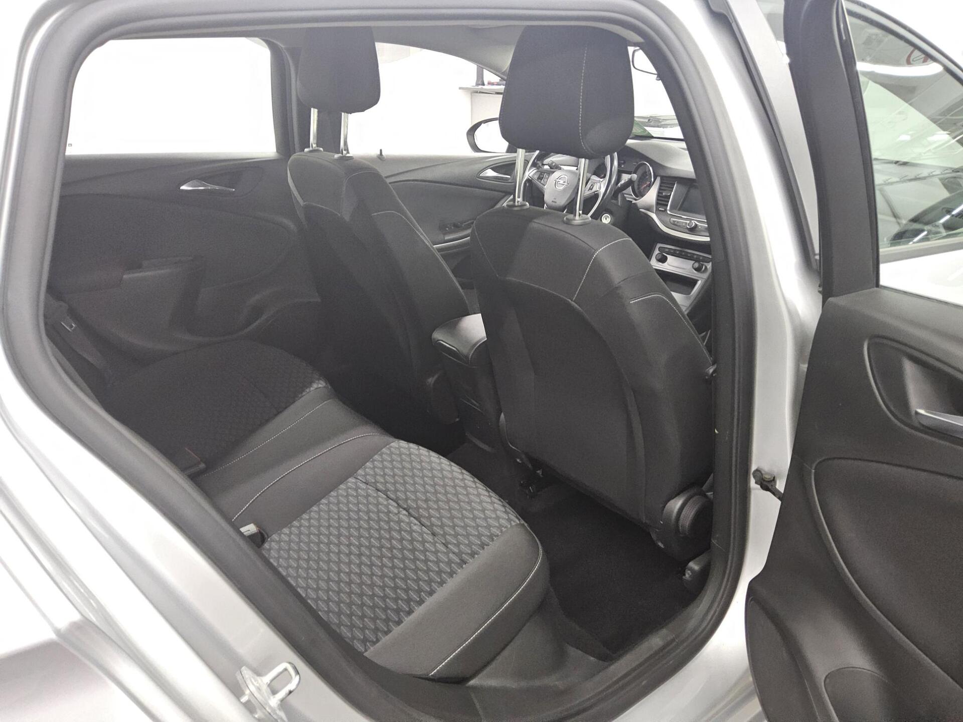 Opel Astra ST 1.5 D Navi LED PDC Tempomat Klima 13