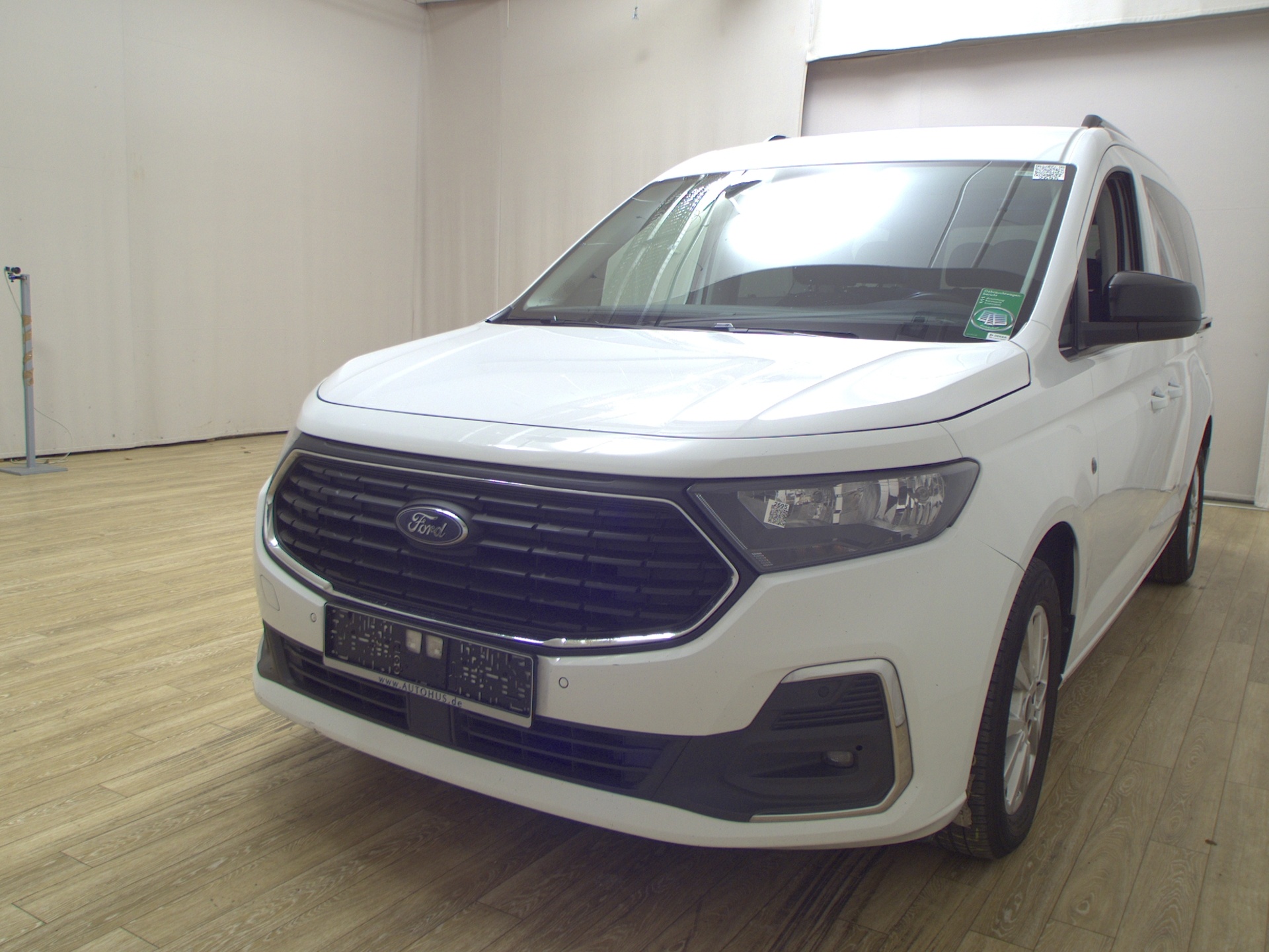 Ford Grand Tourneo Connect 2.0 EB Titanium Navi AHK 2