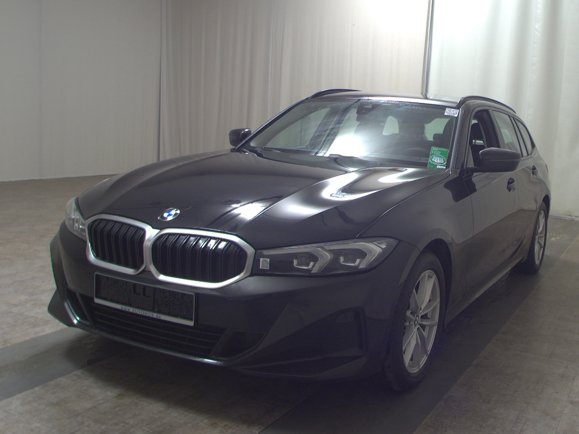 BMW 320dA Touring Navi LED Curved HuD LC Pro 2