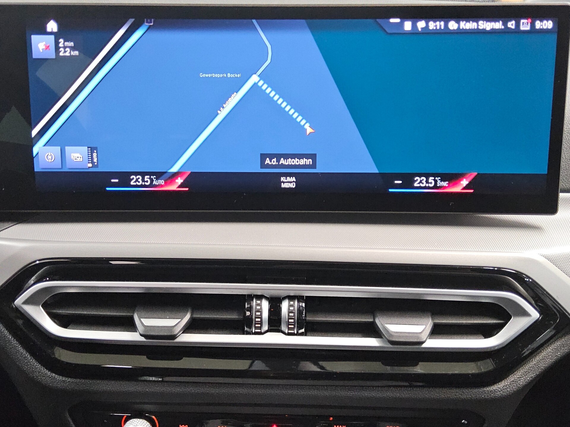 BMW 320dA Touring Navi LED Curved HuD LC Pro 7