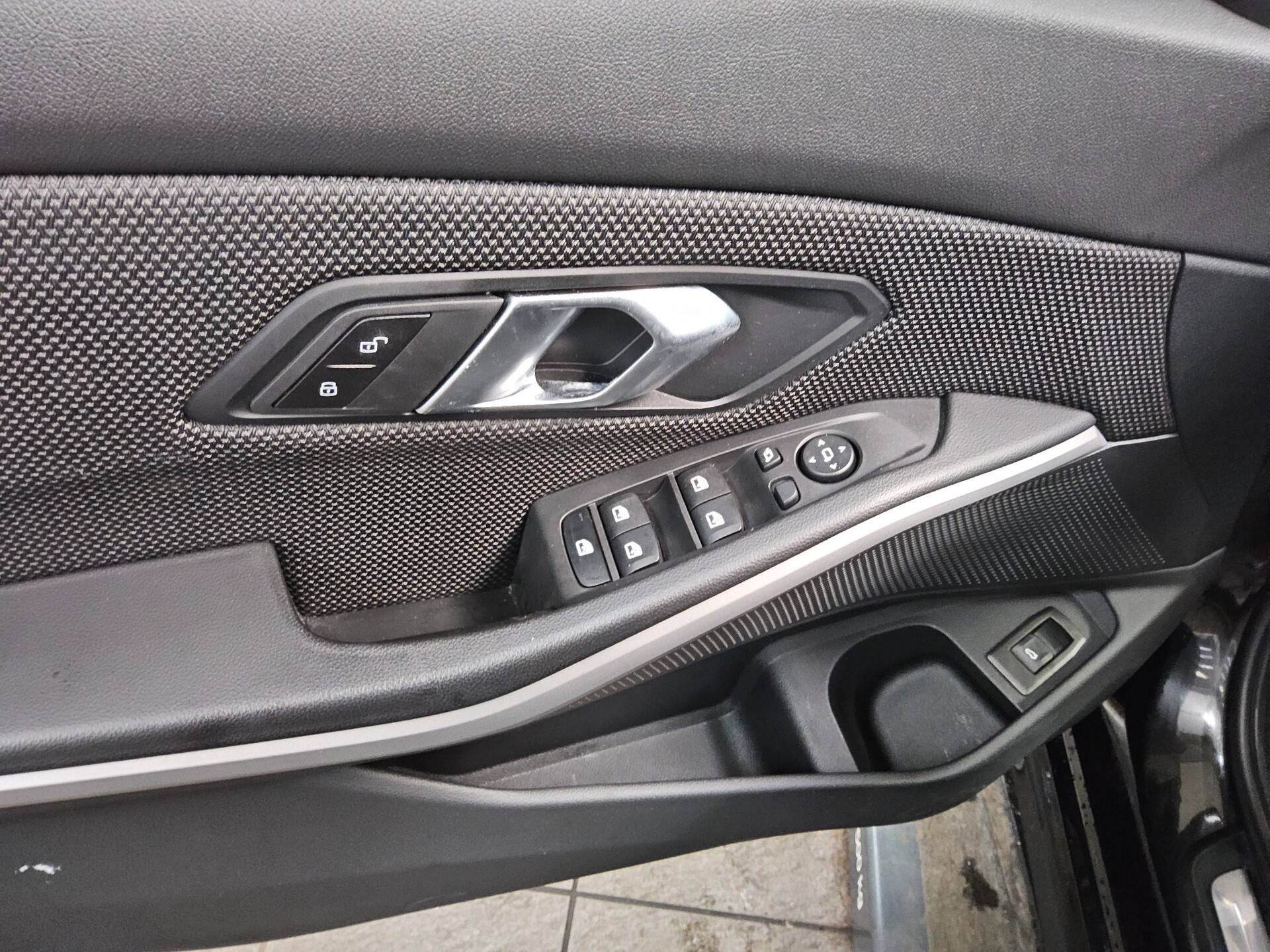 BMW 320dA Touring Navi LED Curved HuD LC Pro 10
