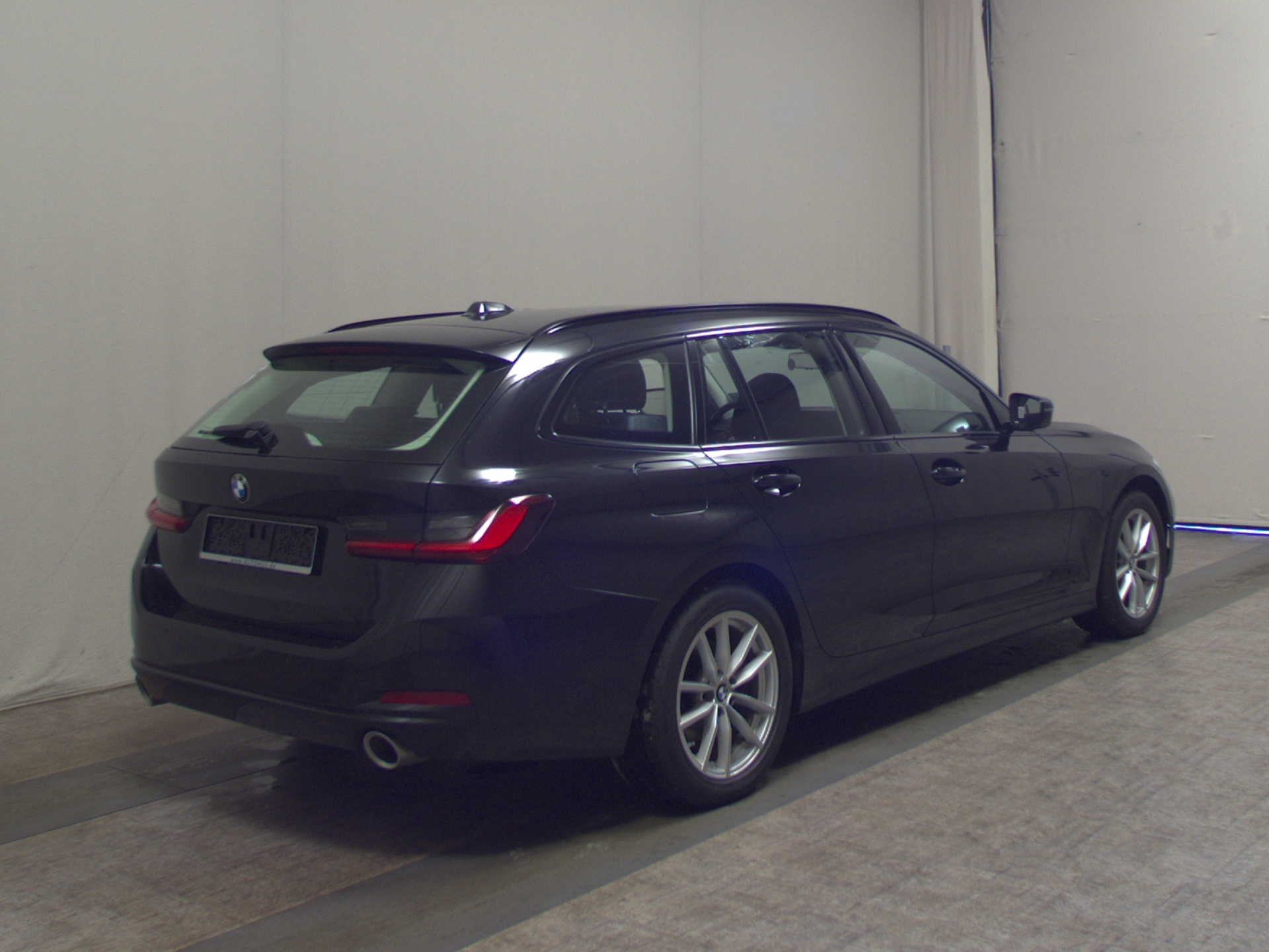 BMW 320dA Touring Navi LED Curved HuD LC Pro 4