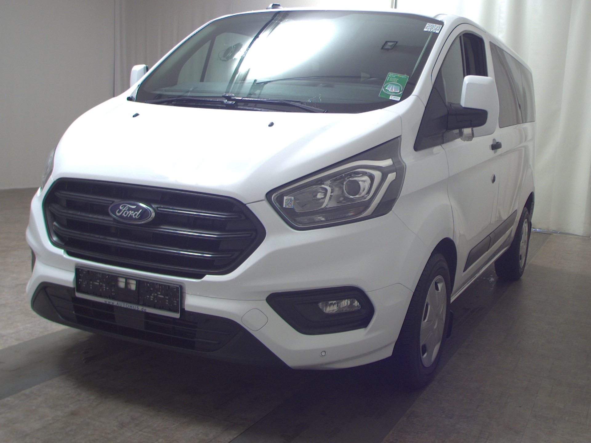Ford Transit Custom 2.0 TDCi Trend Leder 9-Sitze PDC 2