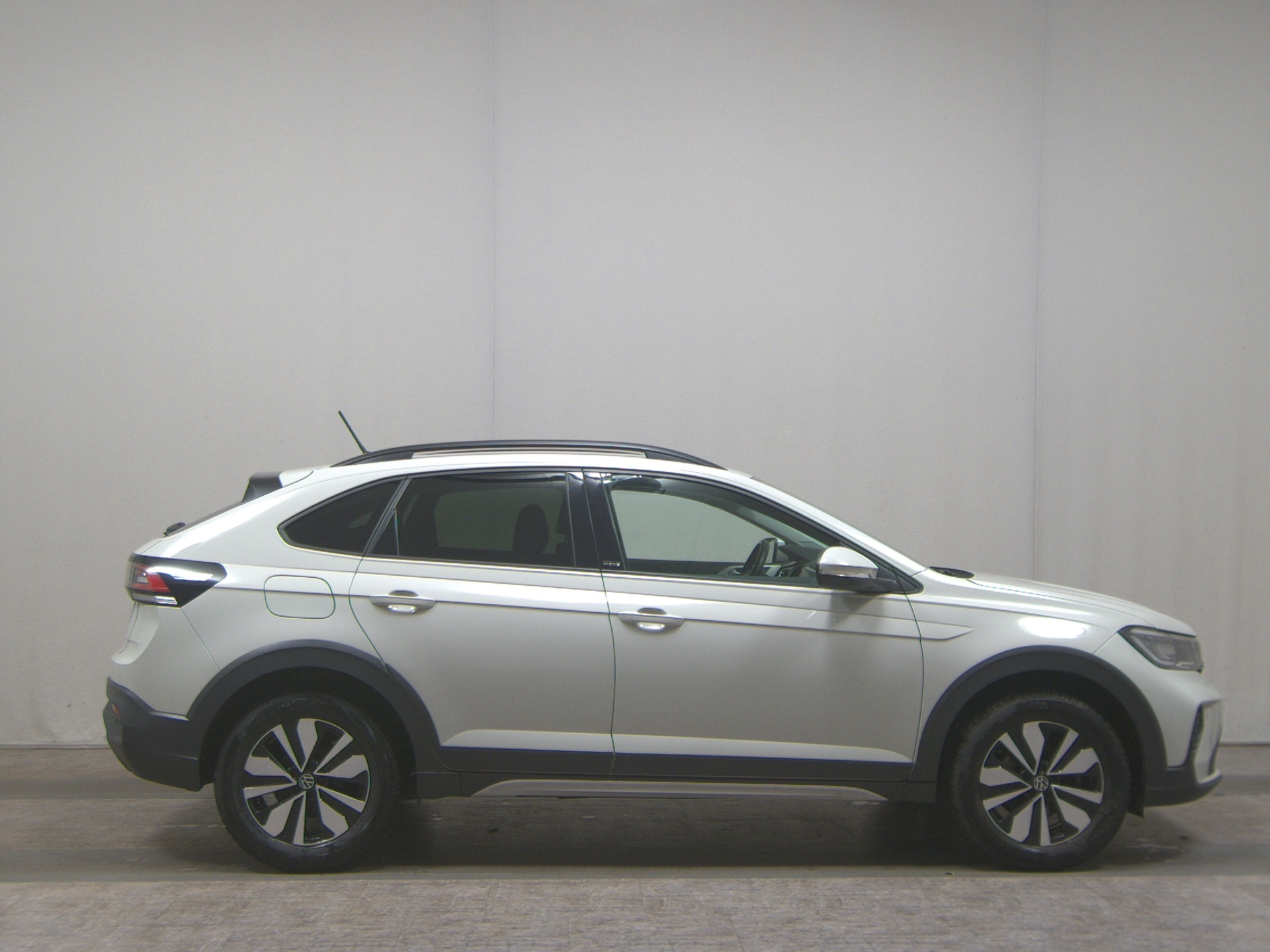 Volkswagen Taigo 1.0 TSI Move Navi DC LED DAB PDC SHZ