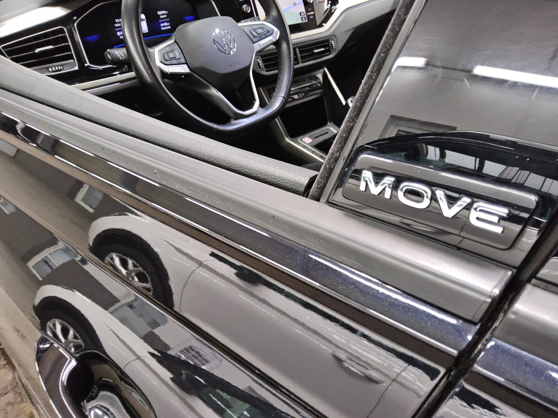 Volkswagen Taigo 1.0 TSI Move Navi LED DC SHZ DAB PDC 12