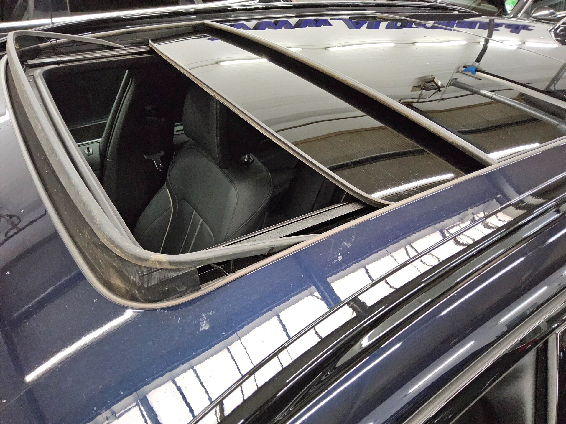 BMW 530dA Touring M-Sport Navi LC Prof H/K Pano RFK 13