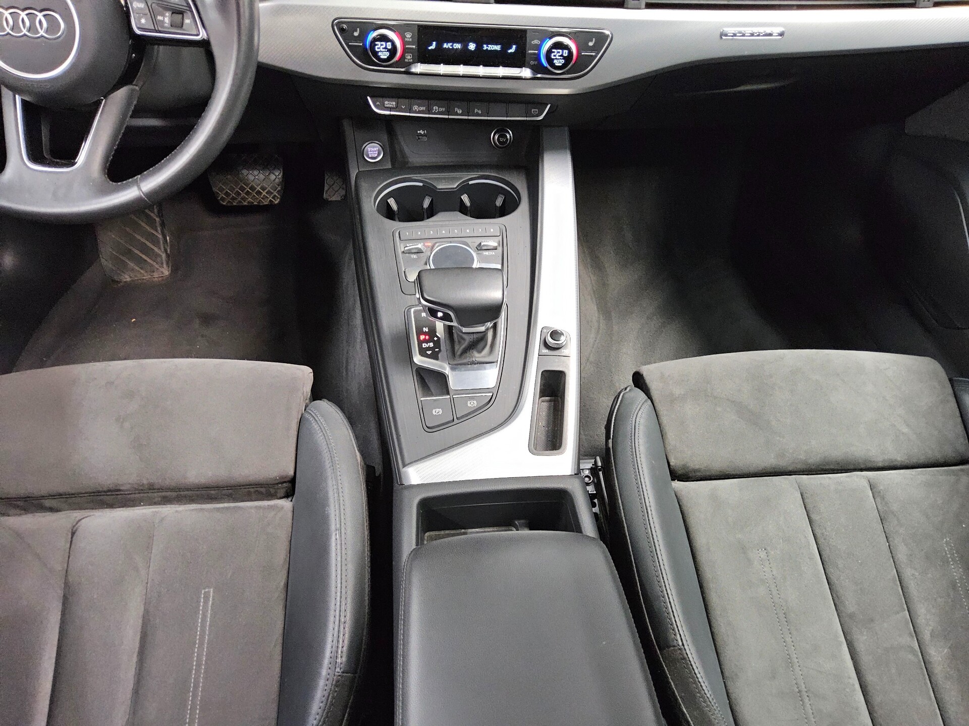 Audi A4 Avant 50 TDI Qu. sport Navi LED vc Pano HuD 6