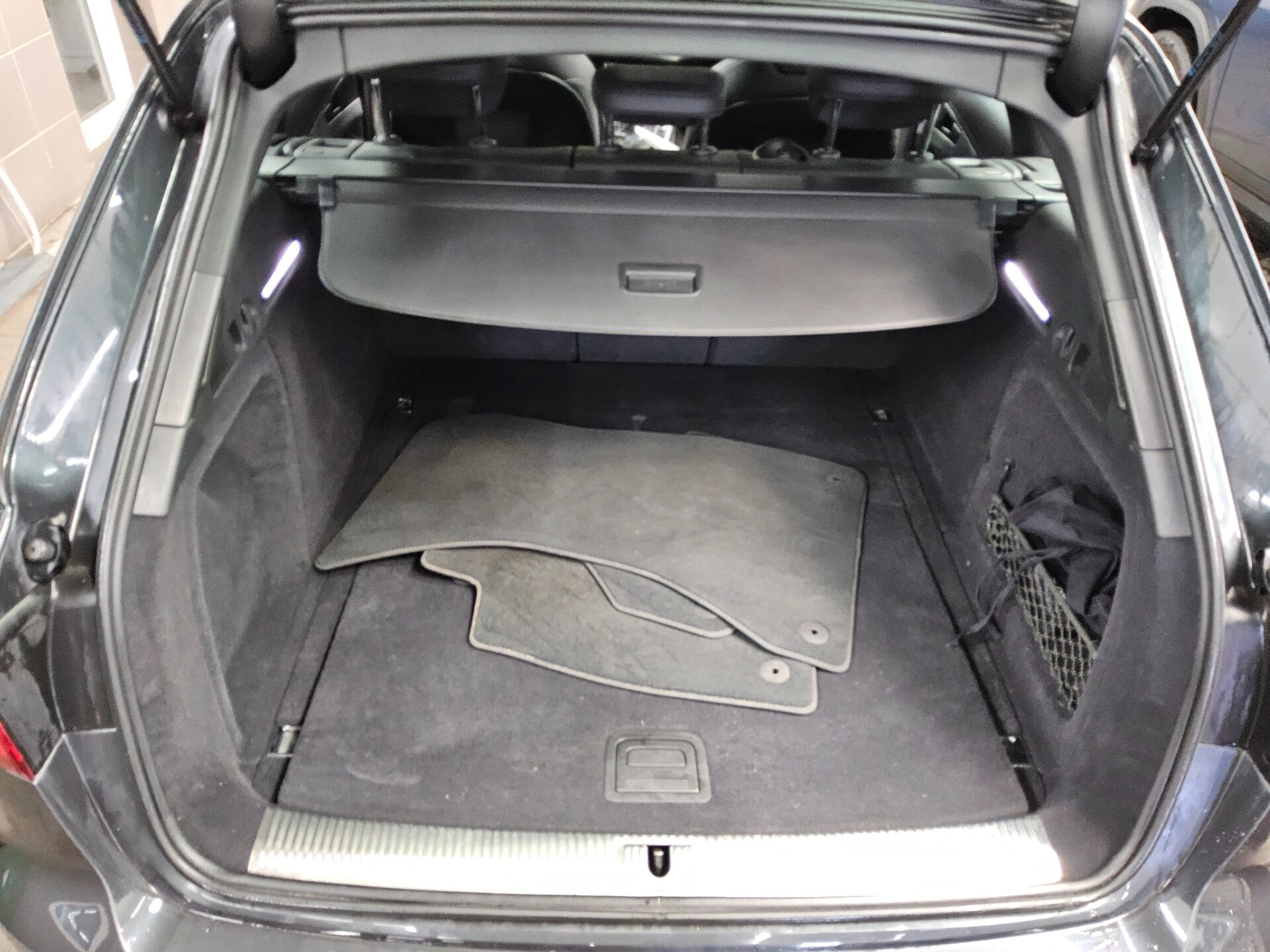 Audi A4 Avant 50 TDI Qu. sport Navi LED vc Pano HuD 13