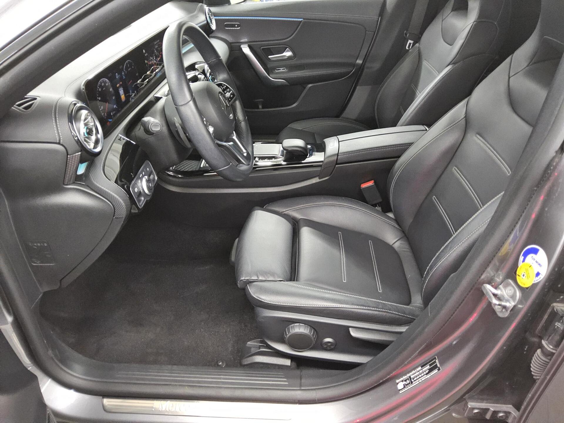 Mercedes-Benz CLA 200 SB d Progressive Leder Navi LED Night 9