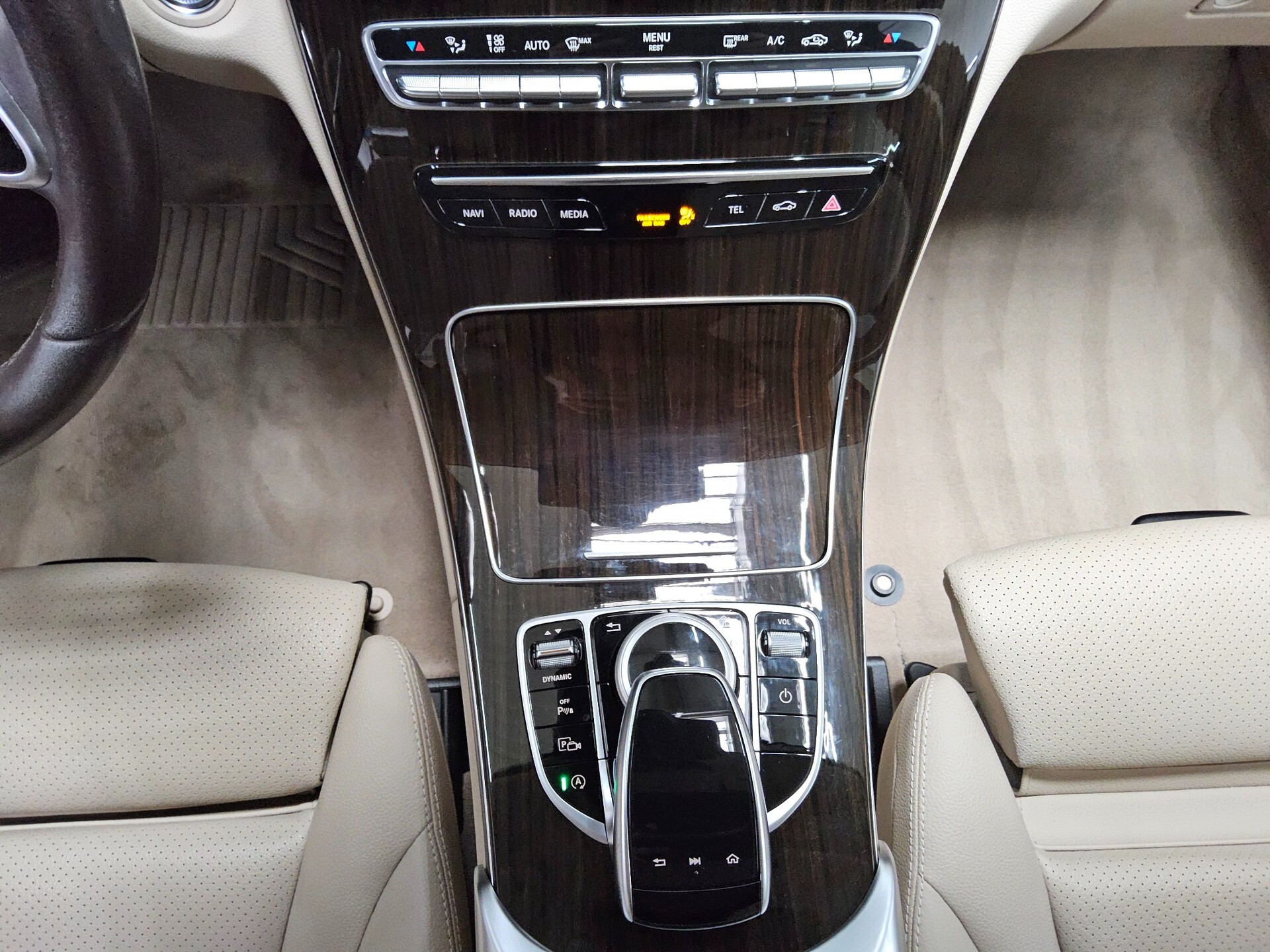 Mercedes-Benz C 200 T d Exclusive Leder Navi LED HuD Burm. 6