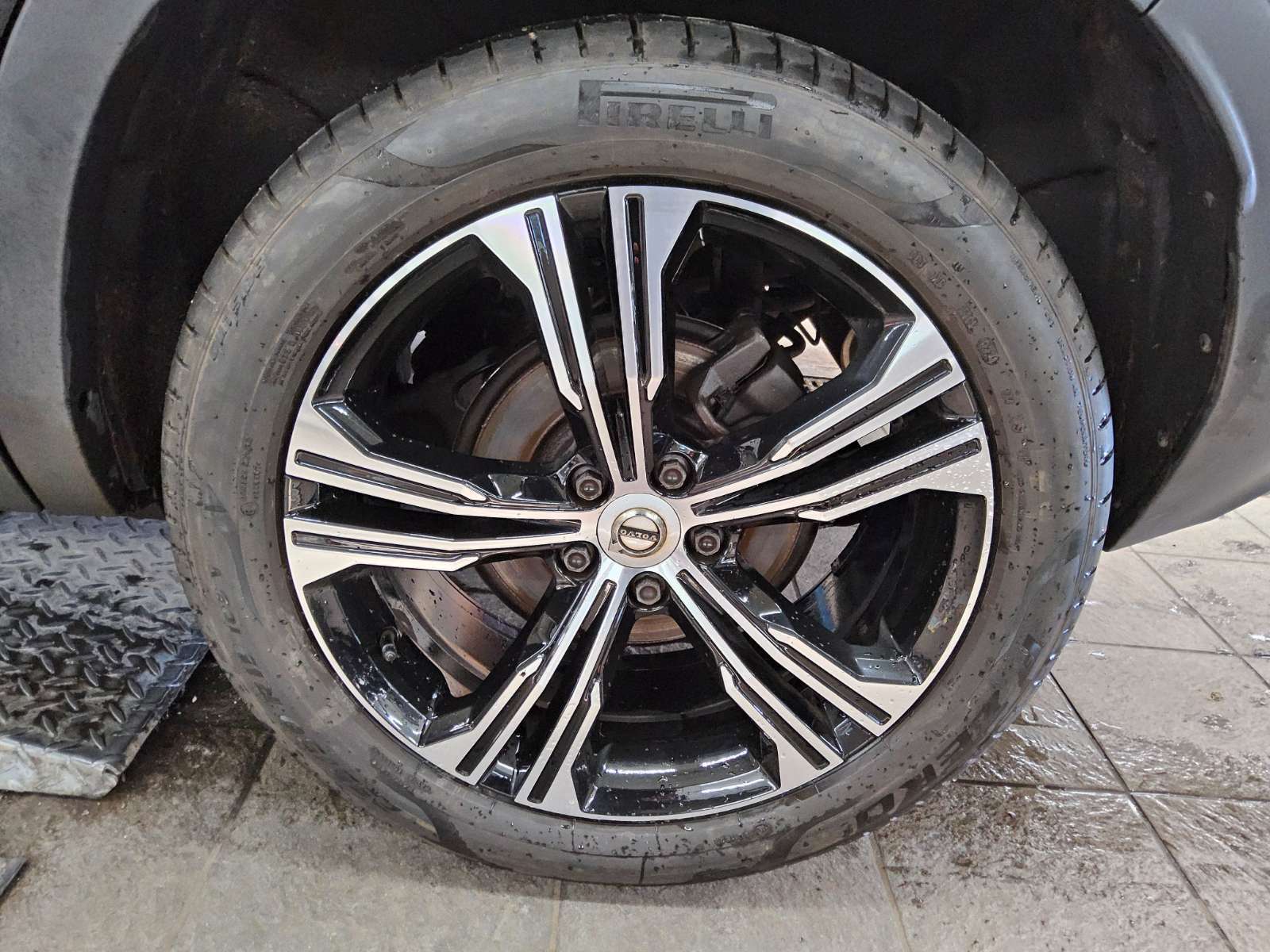 Volvo XC40 D3 Inscription Navi LED Leder 4xShz PDC RfK 11