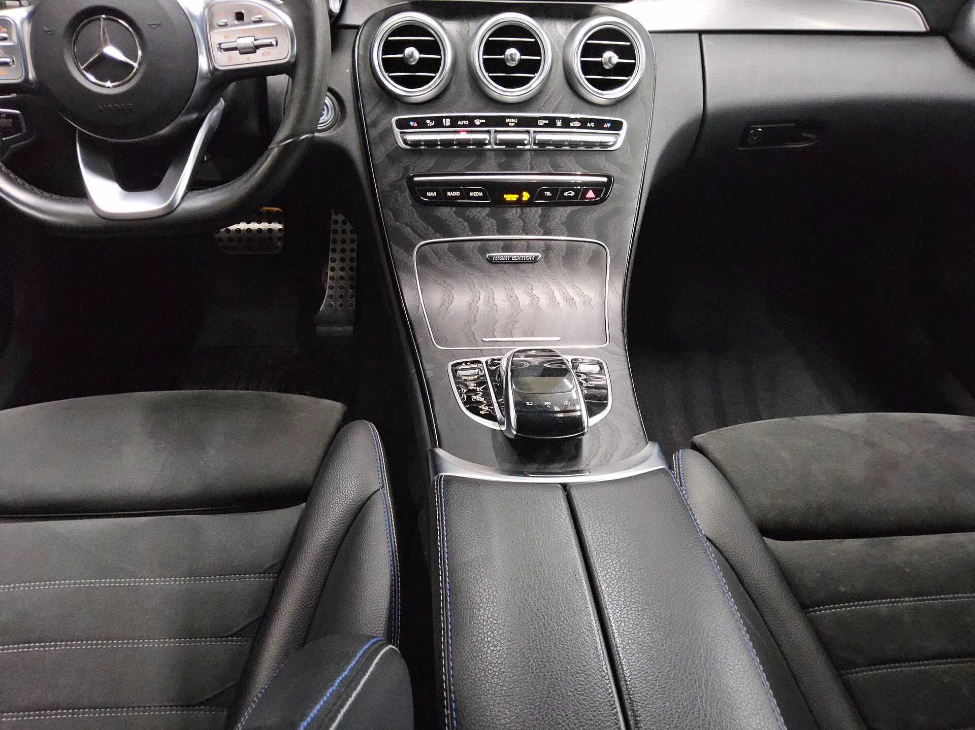 Mercedes-Benz C 300 T de AMG-Line Night Widescreen Navi MB-LED 6