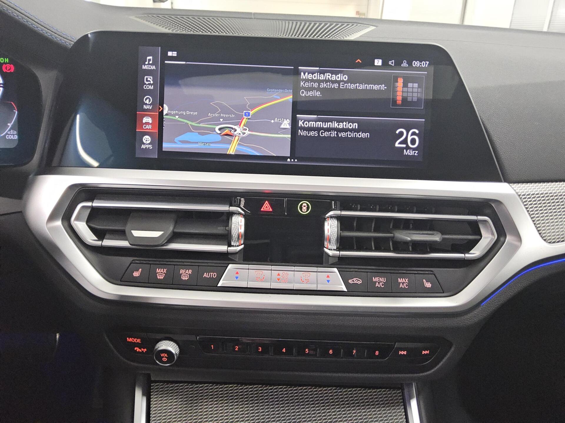 BMW 320dA Touring M-Sport Leder Navi Laser Pano HiFi 7