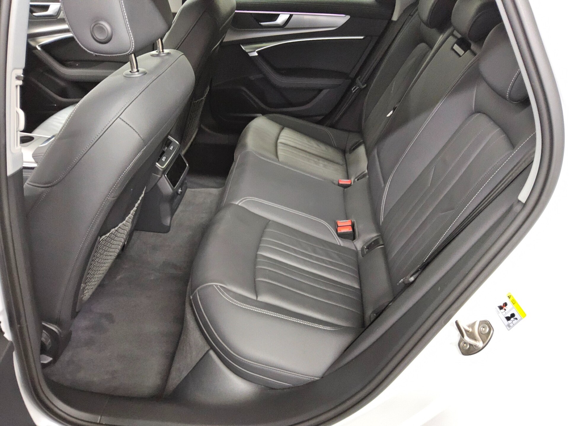 Audi A6 Avant 50 TFSI e Qu. design Leder Navi LED vc 13