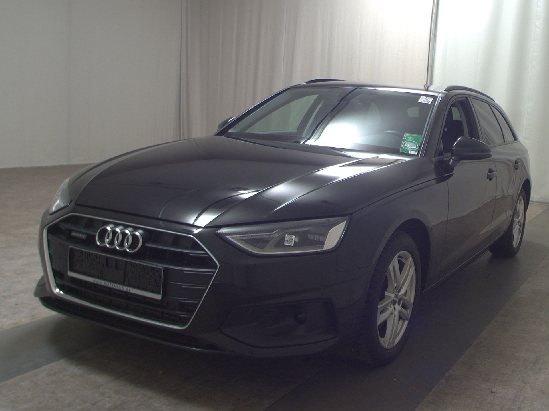 Audi A4 Avant 45 TDI Qu. Leder Navi LED ACC Ambiente 2