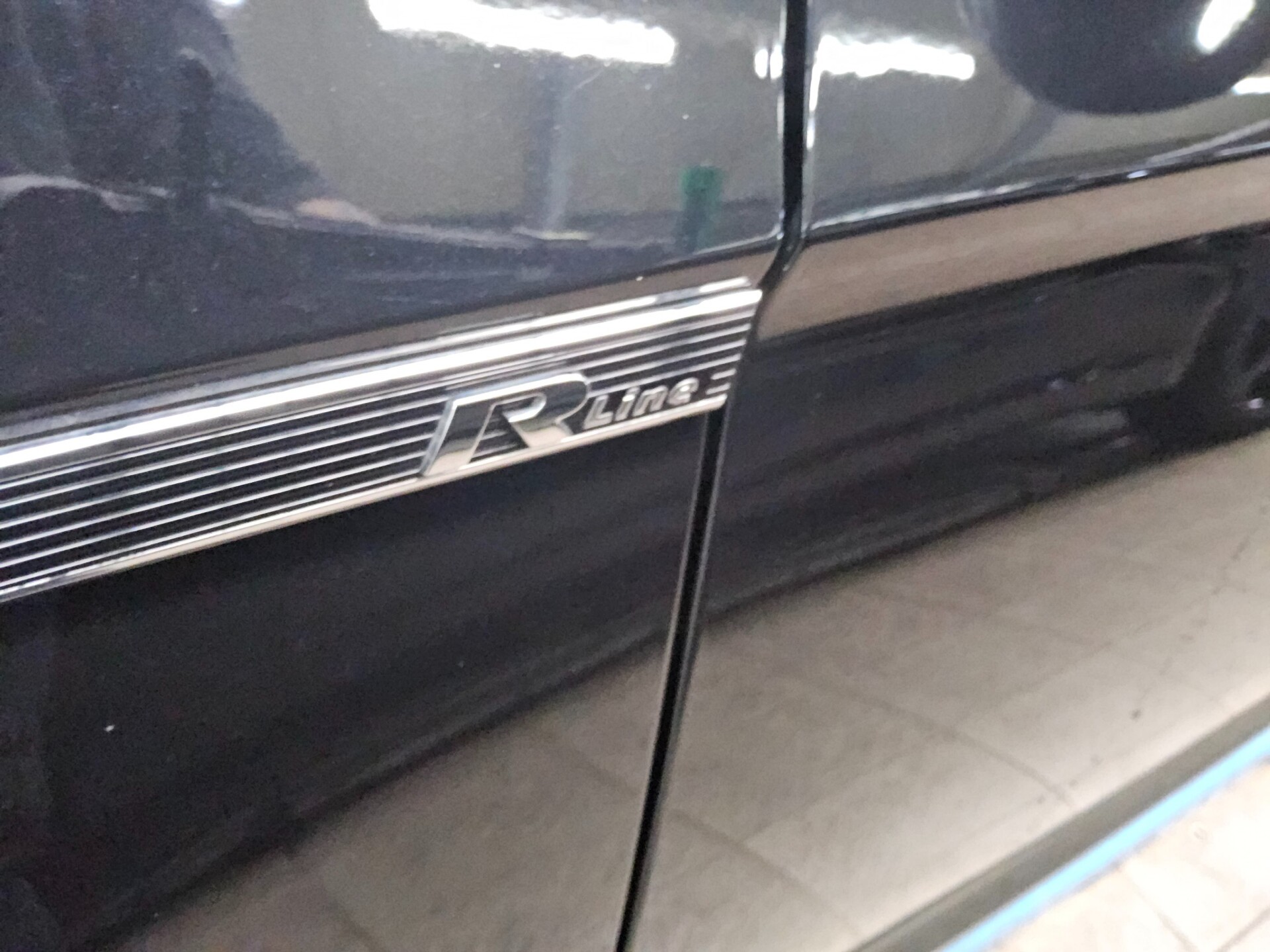 Volkswagen Passat Var. 2.0 TDI R-Line Leder Navi DC Matrix 12