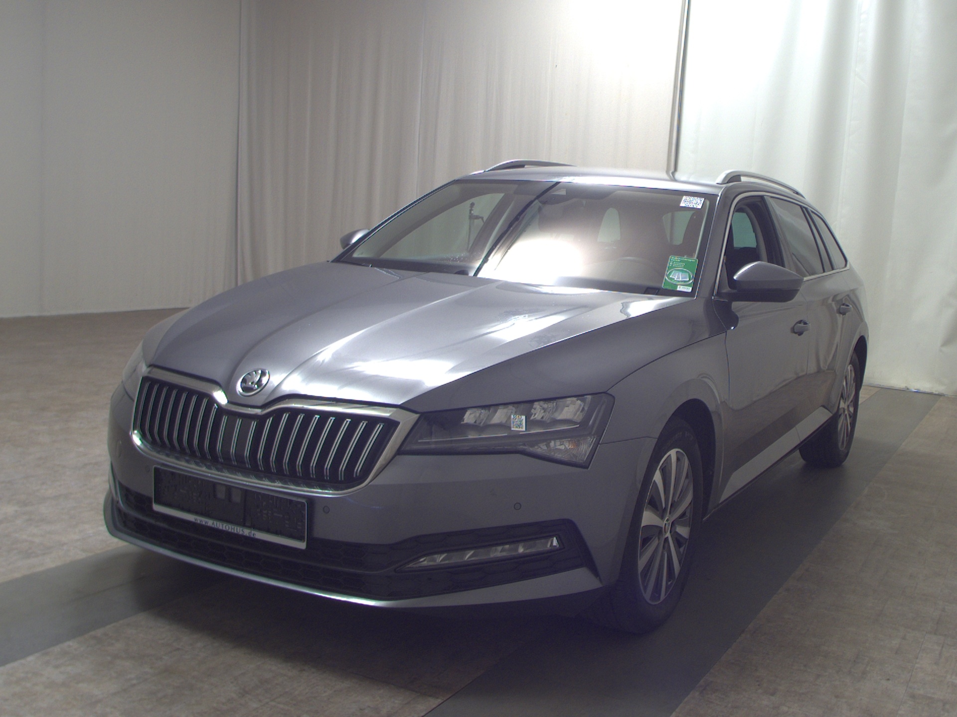 Skoda Superb Kombi 2.0 TDI Ambition Navi LED vc ACC 2