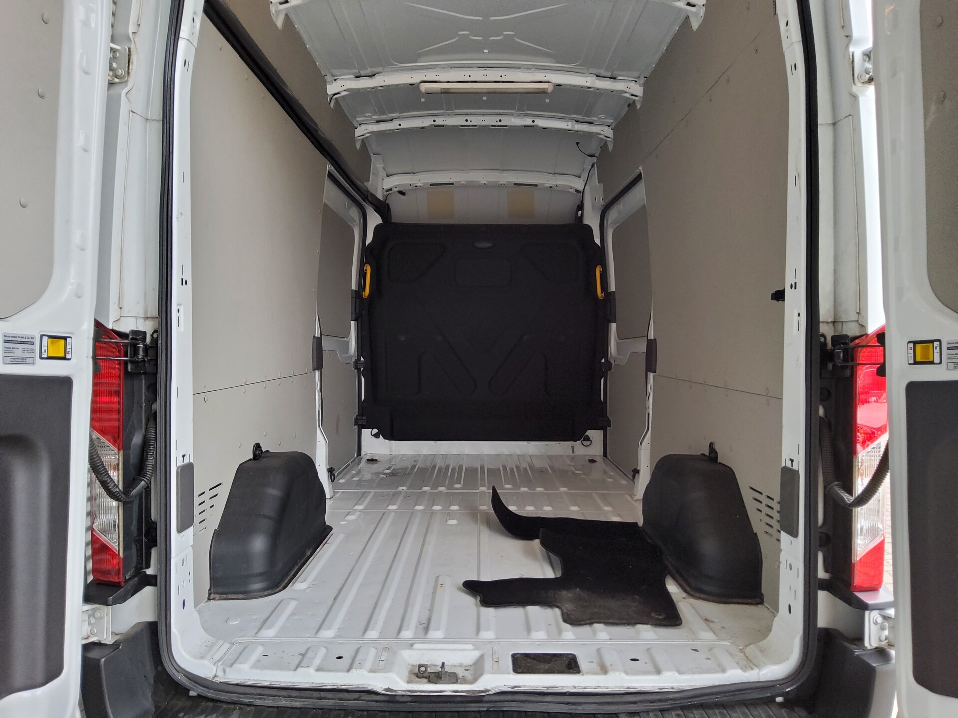 Ford Transit FT 350 2.0 TDCi Trend Navi Bi-Xenon PDC 11