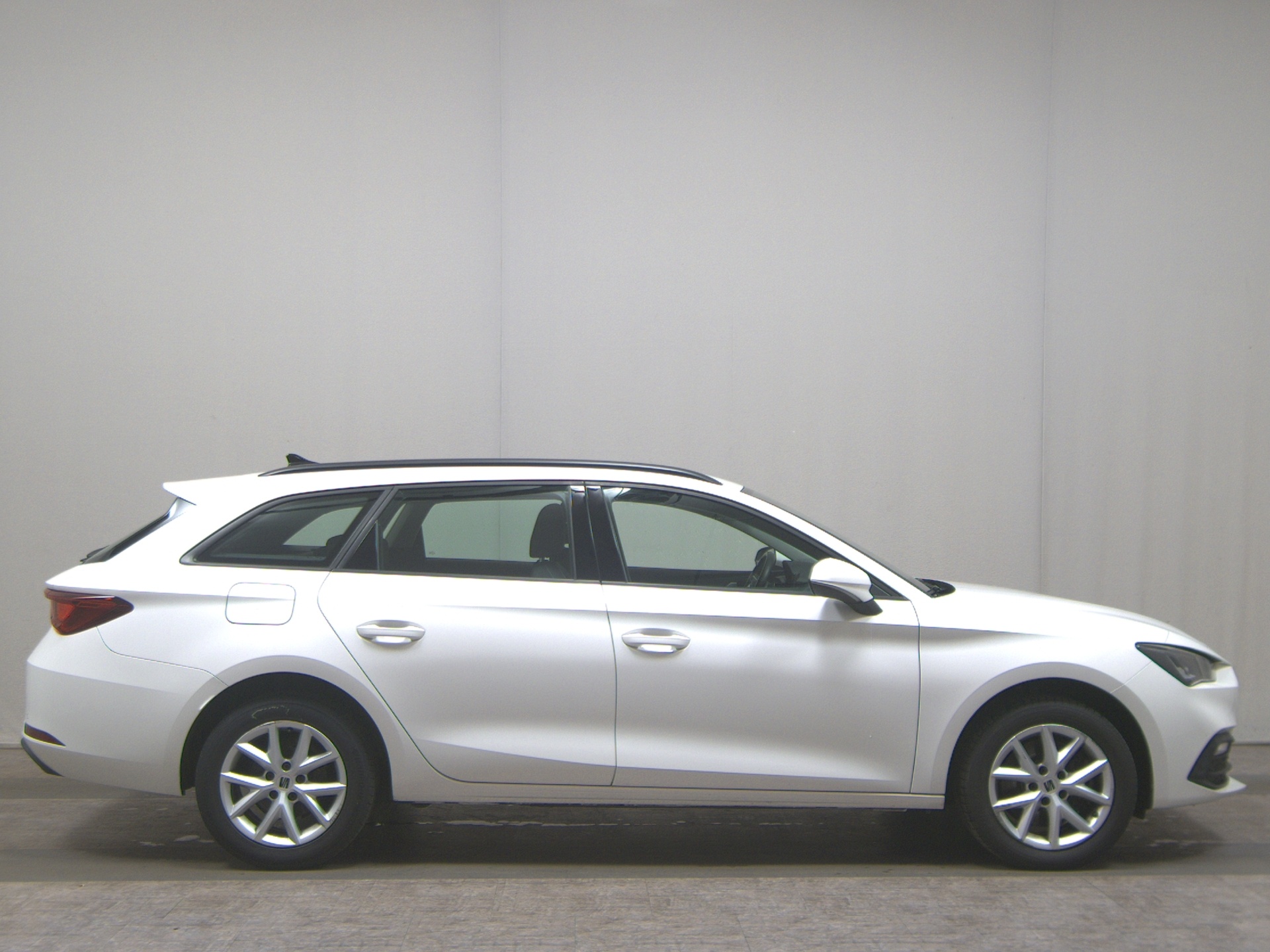 Seat Leon Sportstourer 2.0 TDI Style LED PDC Tempomat