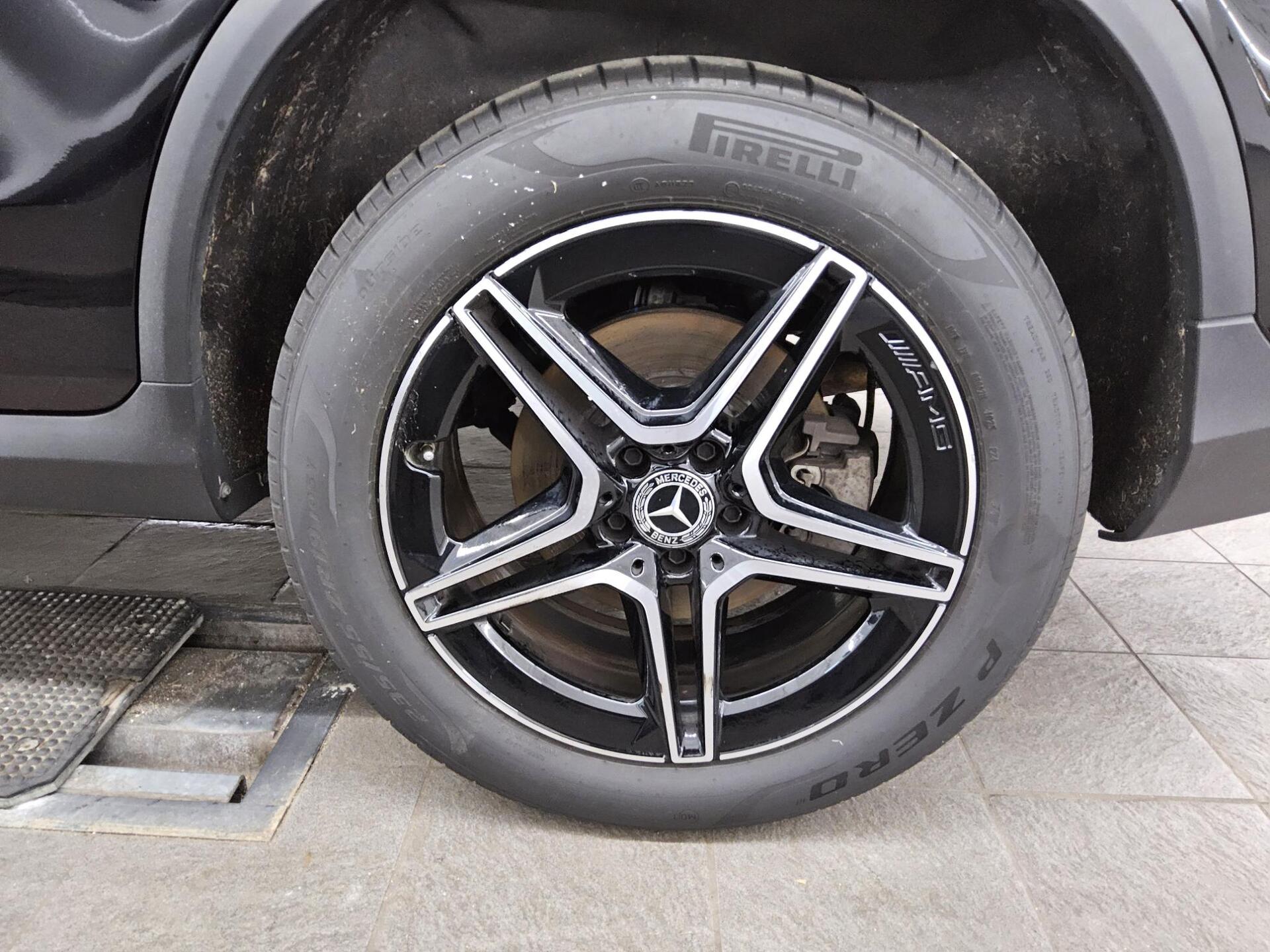 Mercedes-Benz GLC 300 de 4M AMG-Line Navi LED Night RfK AHK 10