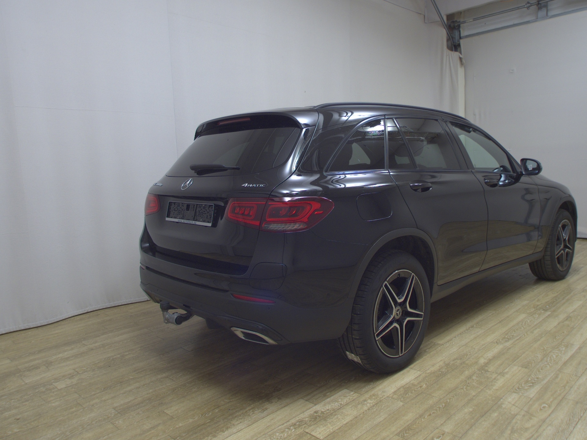 Mercedes-Benz GLC 300 de 4M AMG-Line Navi LED Night RfK AHK 4