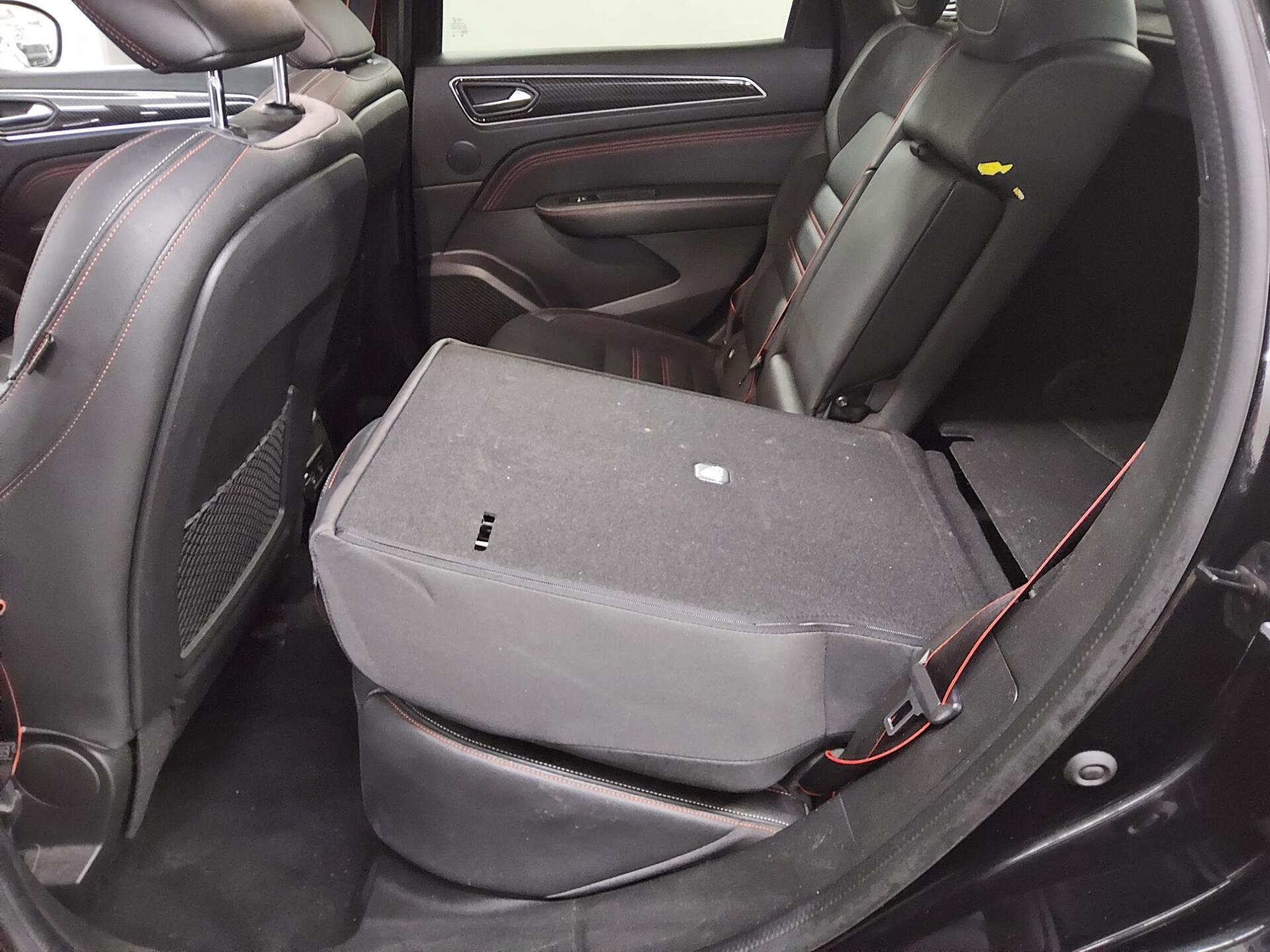 Renault Arkana 1.3 TCe R.S. Line T-Leder Navi LED RFK 12