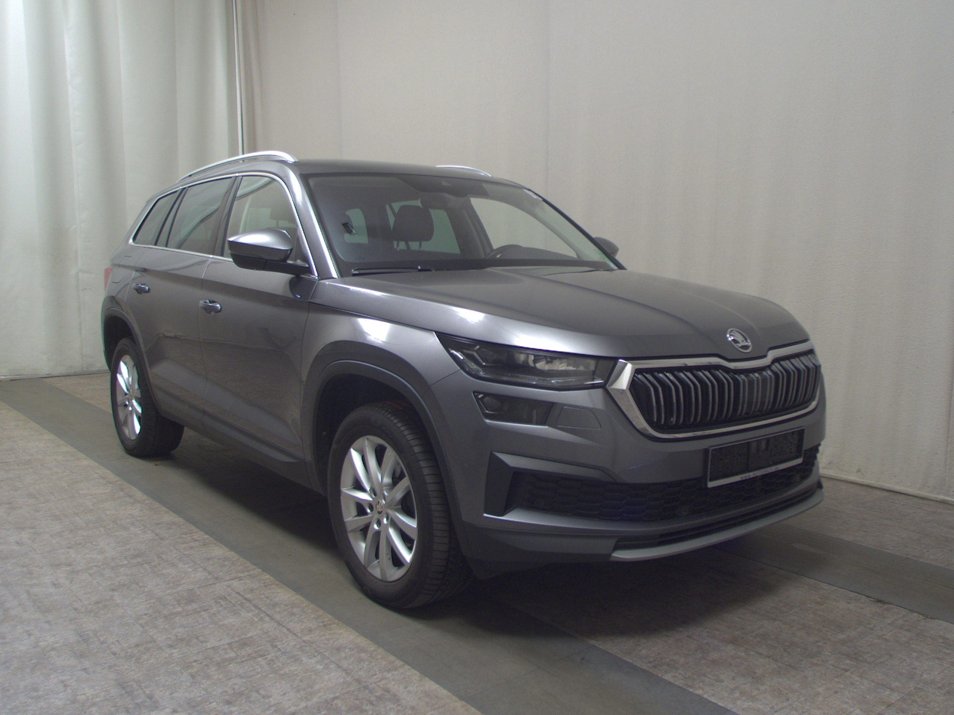 Skoda Kodiaq 2.0 TDI Style T-Leder Navi LED vc RfK PDC 3