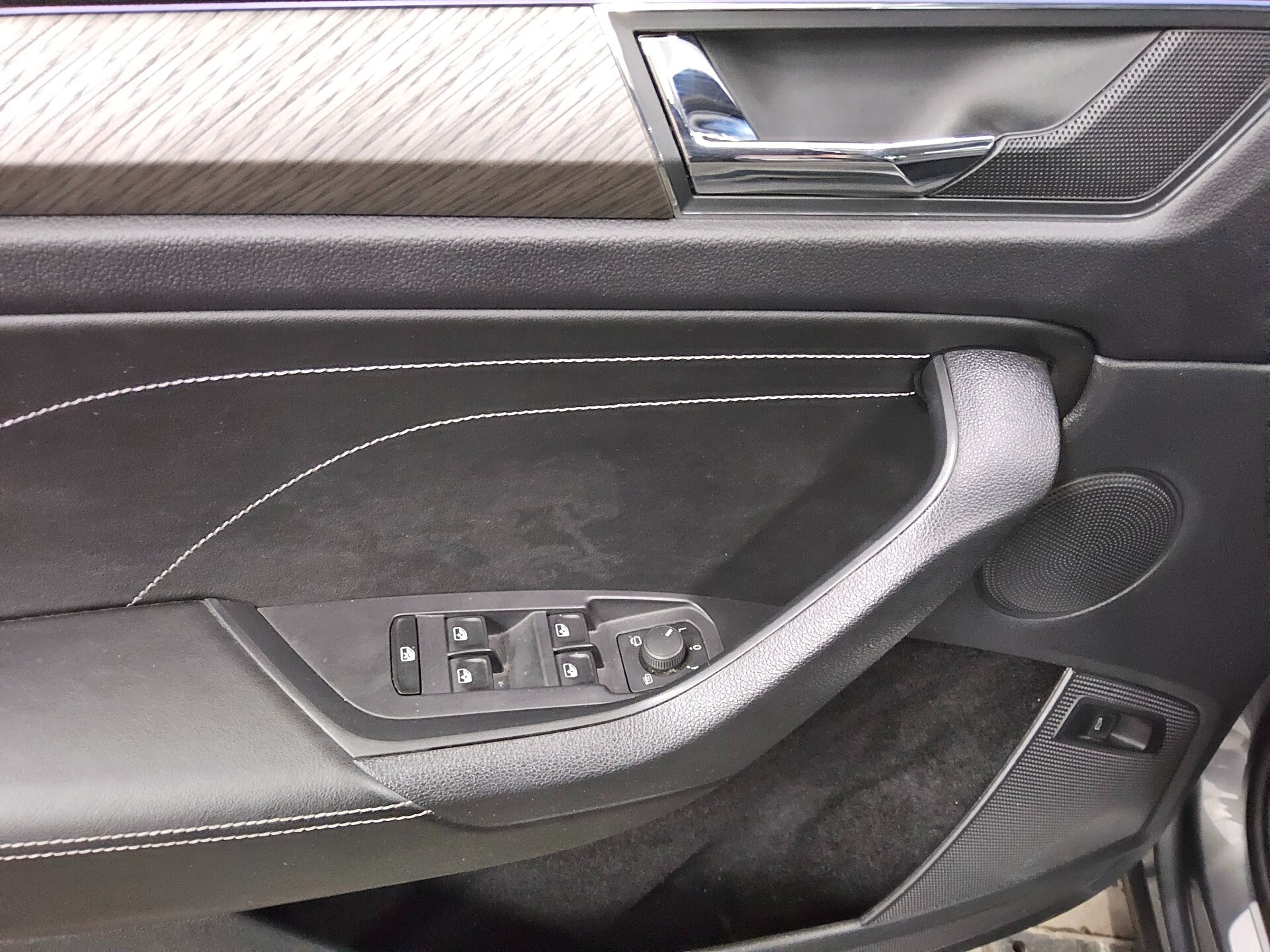 Skoda Kodiaq 2.0 TDI Style T-Leder Navi LED vc RfK PDC 10