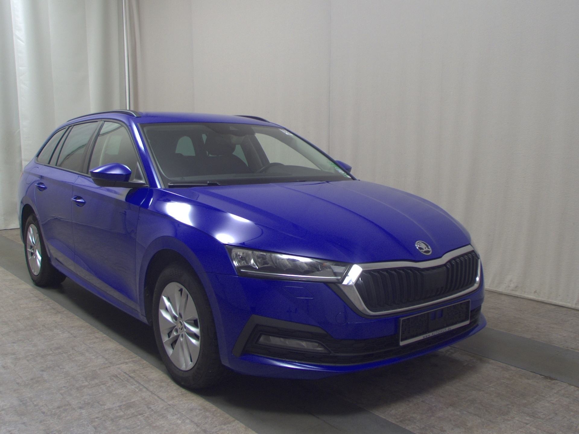 Skoda Octavia Kombi 2.0 TDI Ambition Navi LED virtual 3