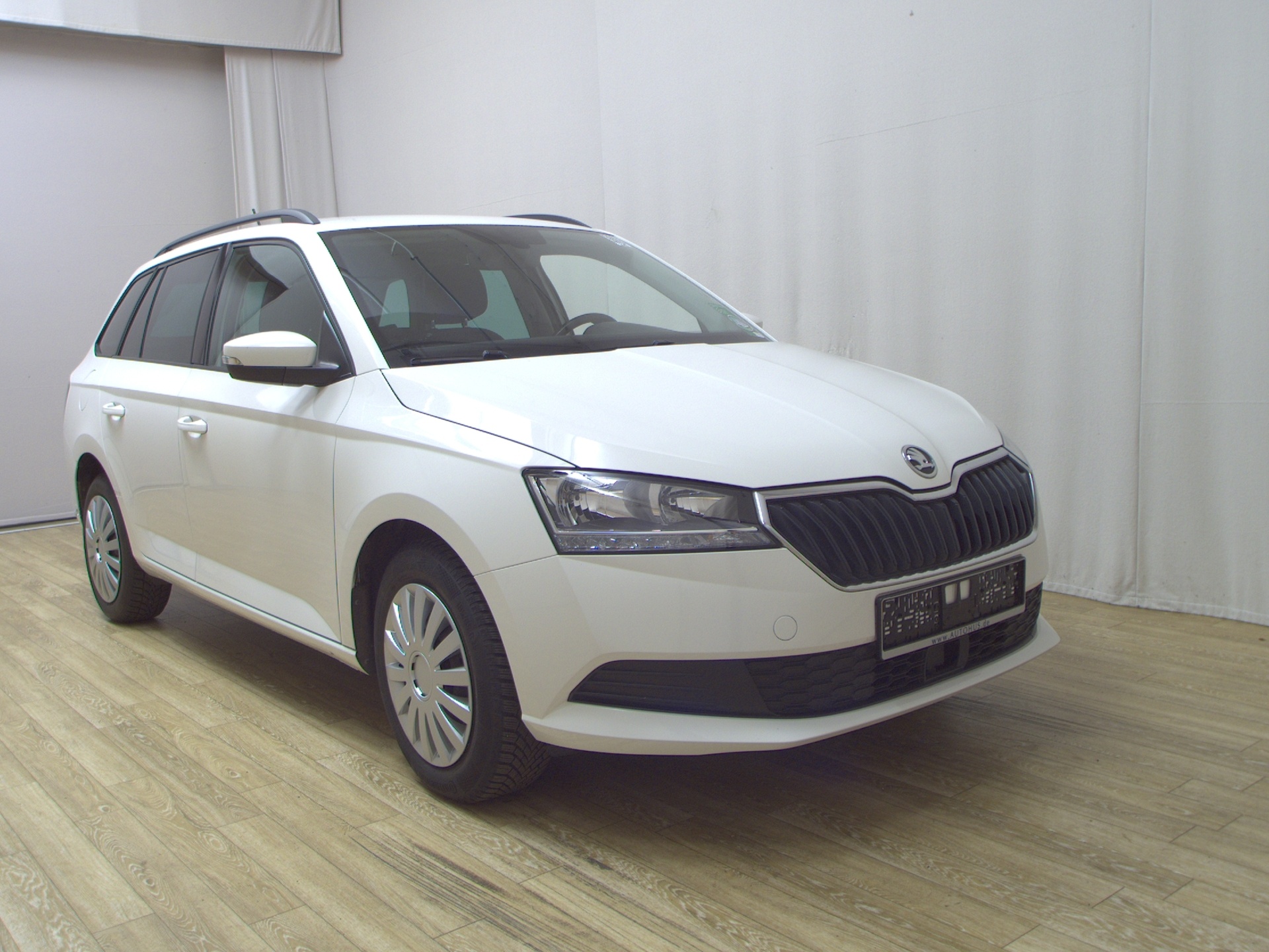 Skoda Fabia Kombi 1.0 TSI Ambition Navi PDC Tempomat 3