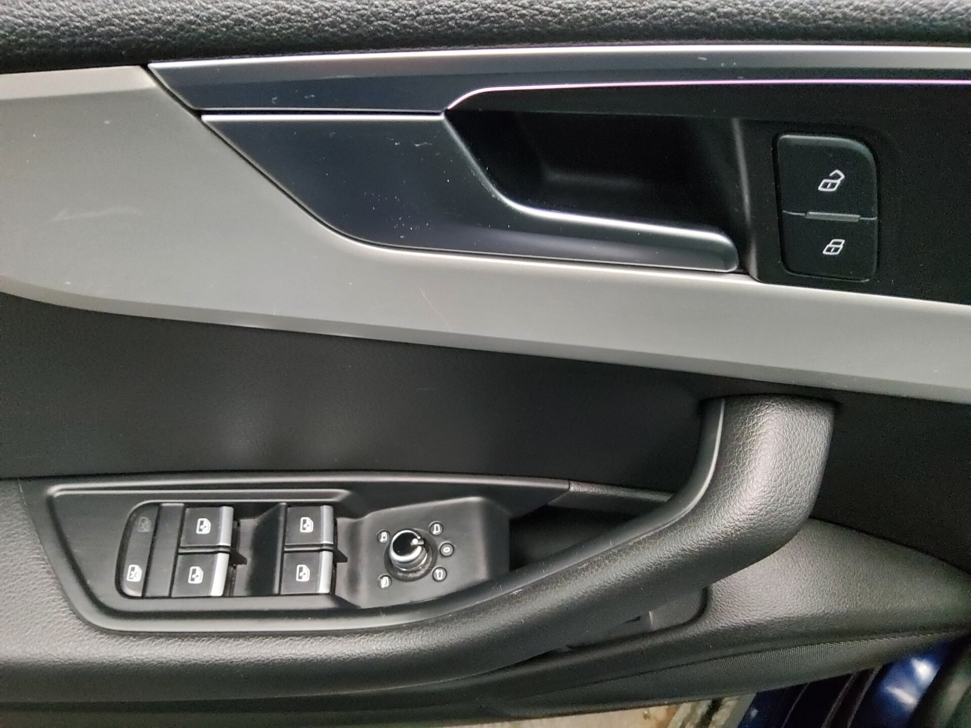 Audi A5 Sportback 35 TDI Leder Navi+ LED vc AHK RfK 10