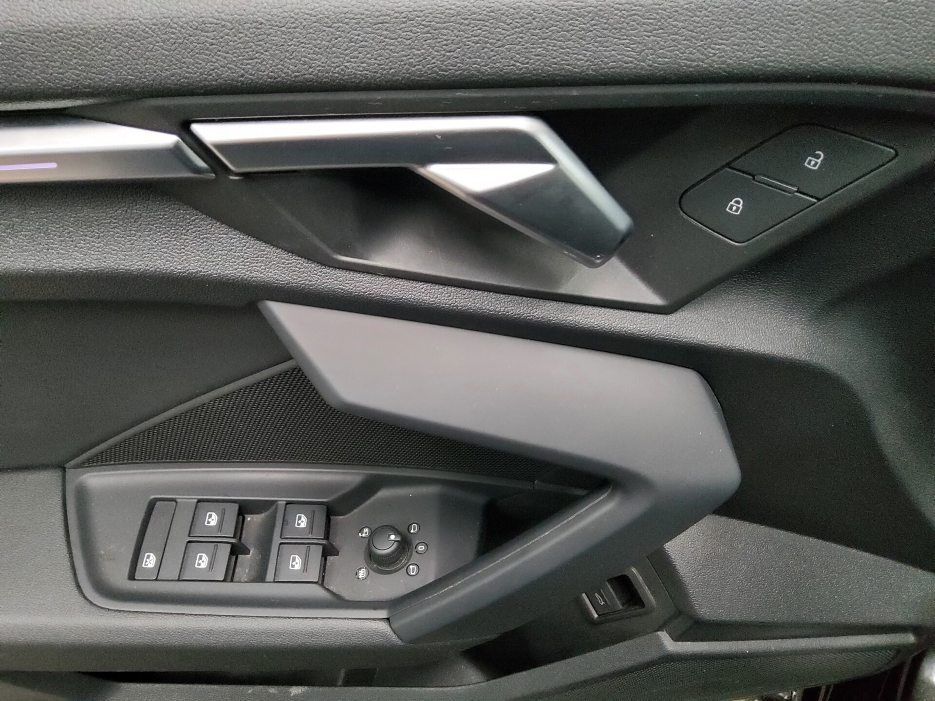 Audi A3 Sportback 35 TFSI advanced Leder Navi Matrix 10