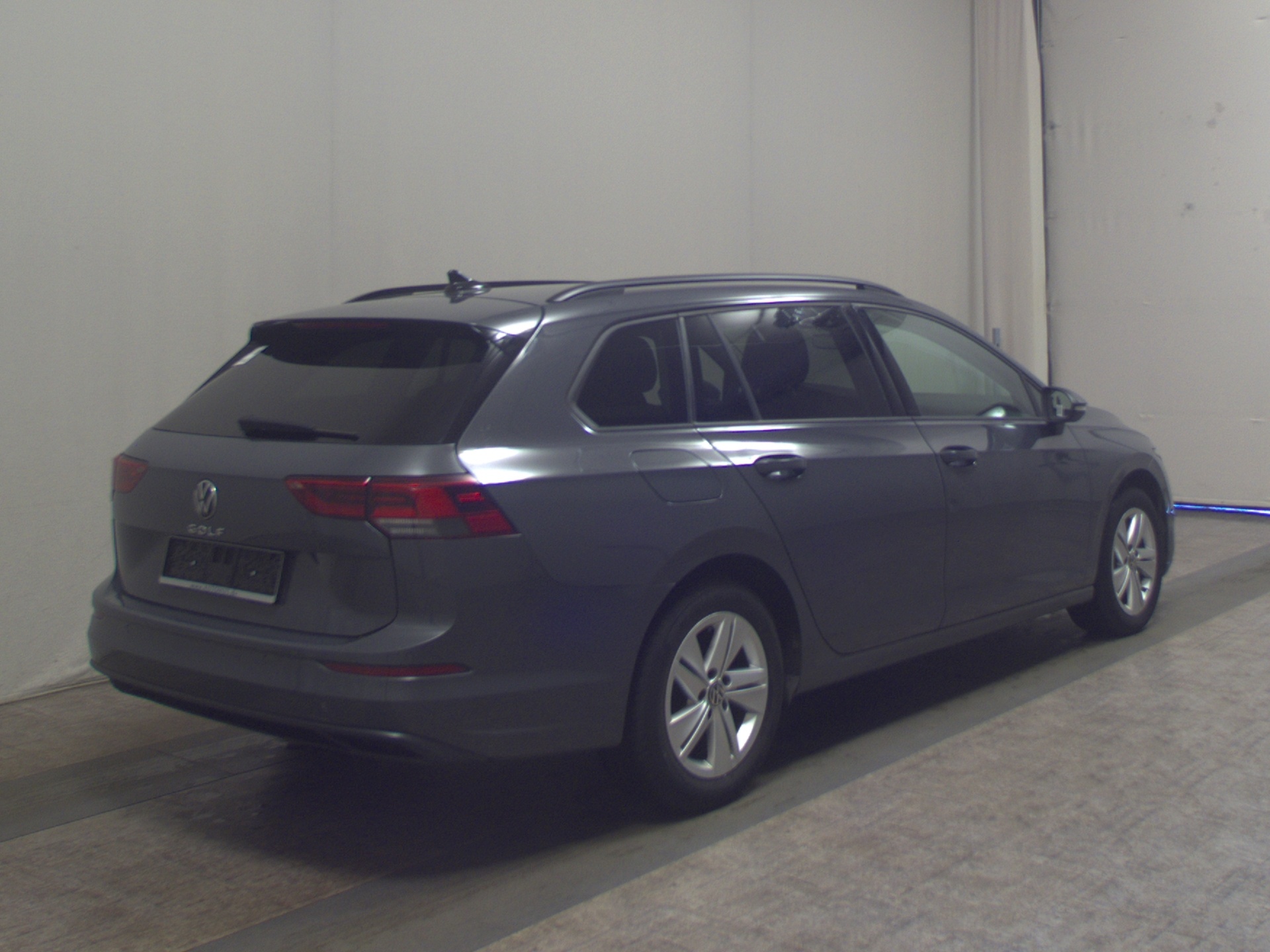 Volkswagen Golf-8 Var. 2.0 TDI Life Navi LED DC ACC PDC SHZ 4