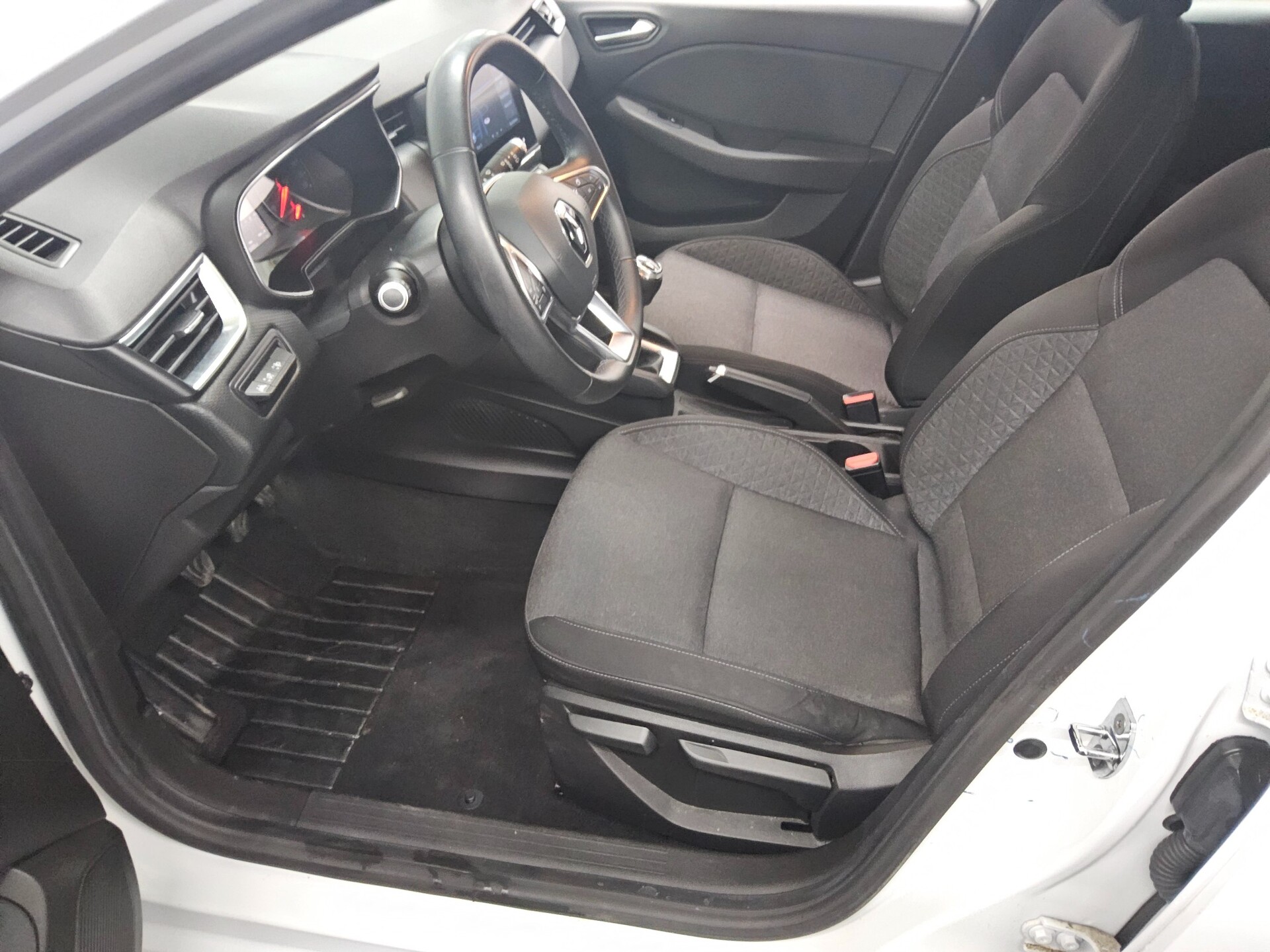 Renault Clio 1.0 Navi LED BT Tempomat 8