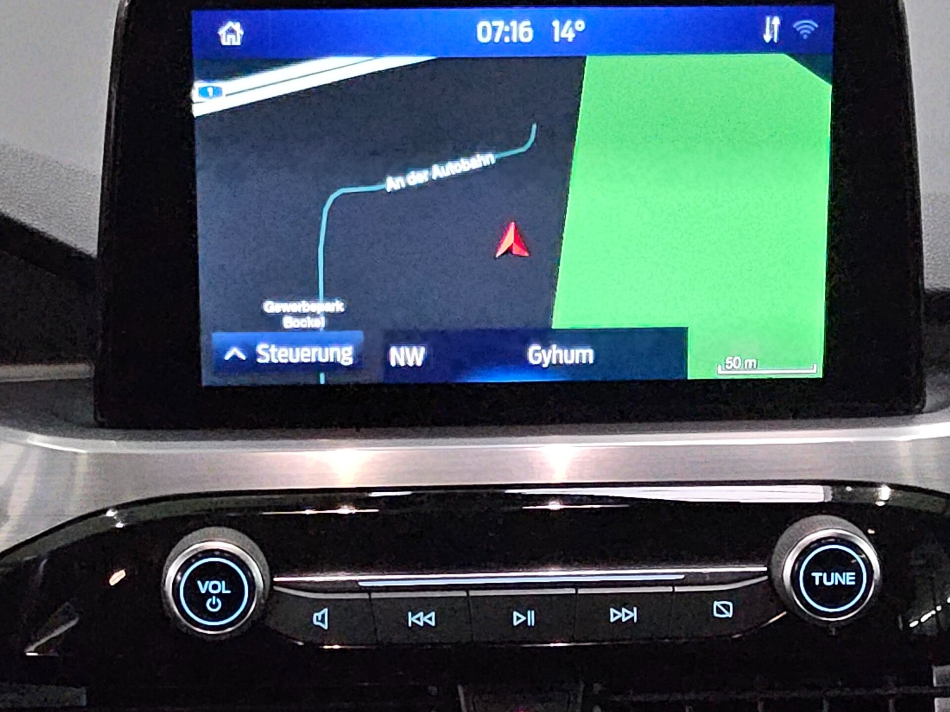 Ford Kuga 1.5 EB Titanium X Navi DigiTacho LED AHK 7