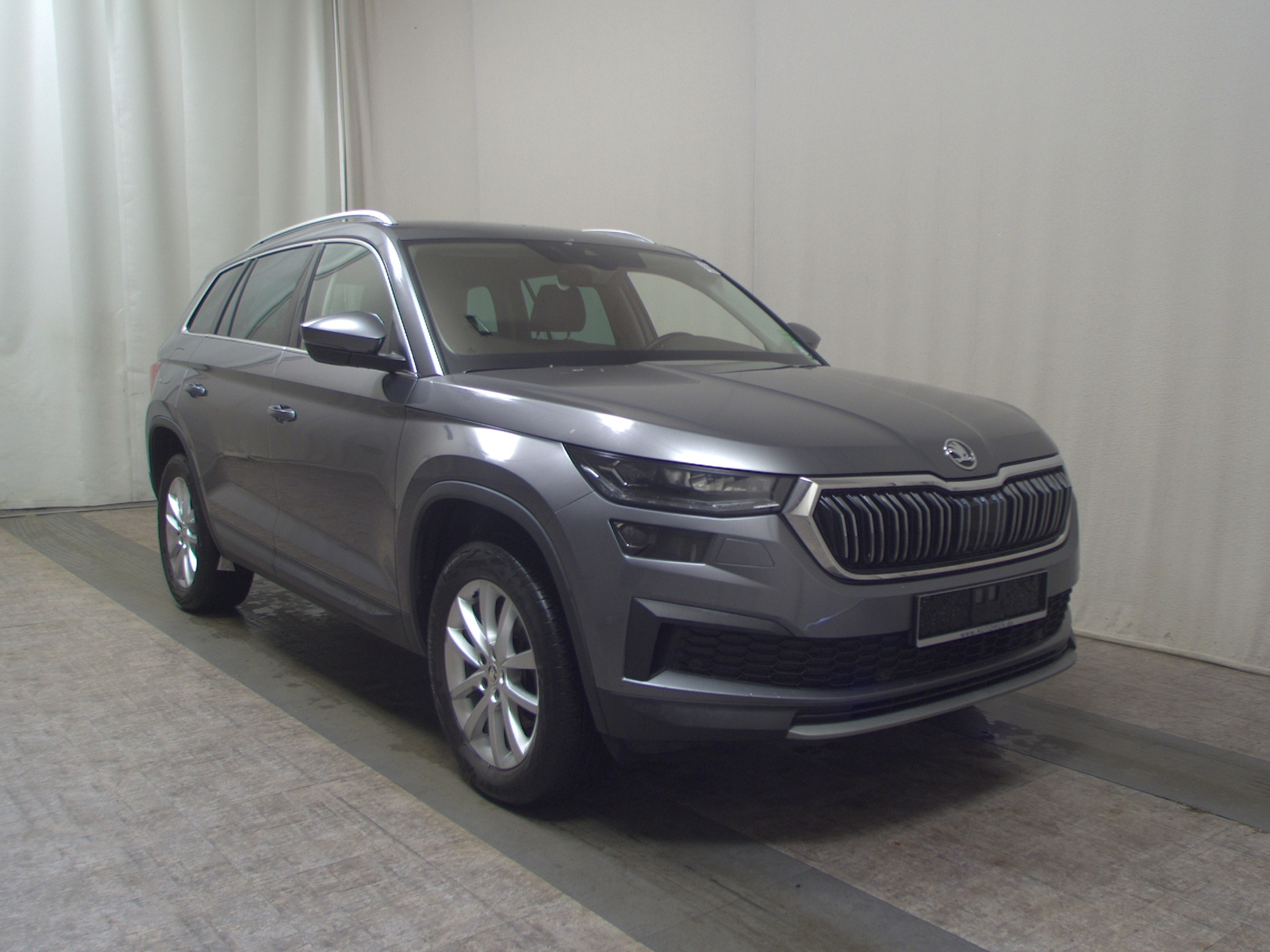 Skoda Kodiaq 2.0 TDI Style T-Leder Navi LED vc RfK ACC 3