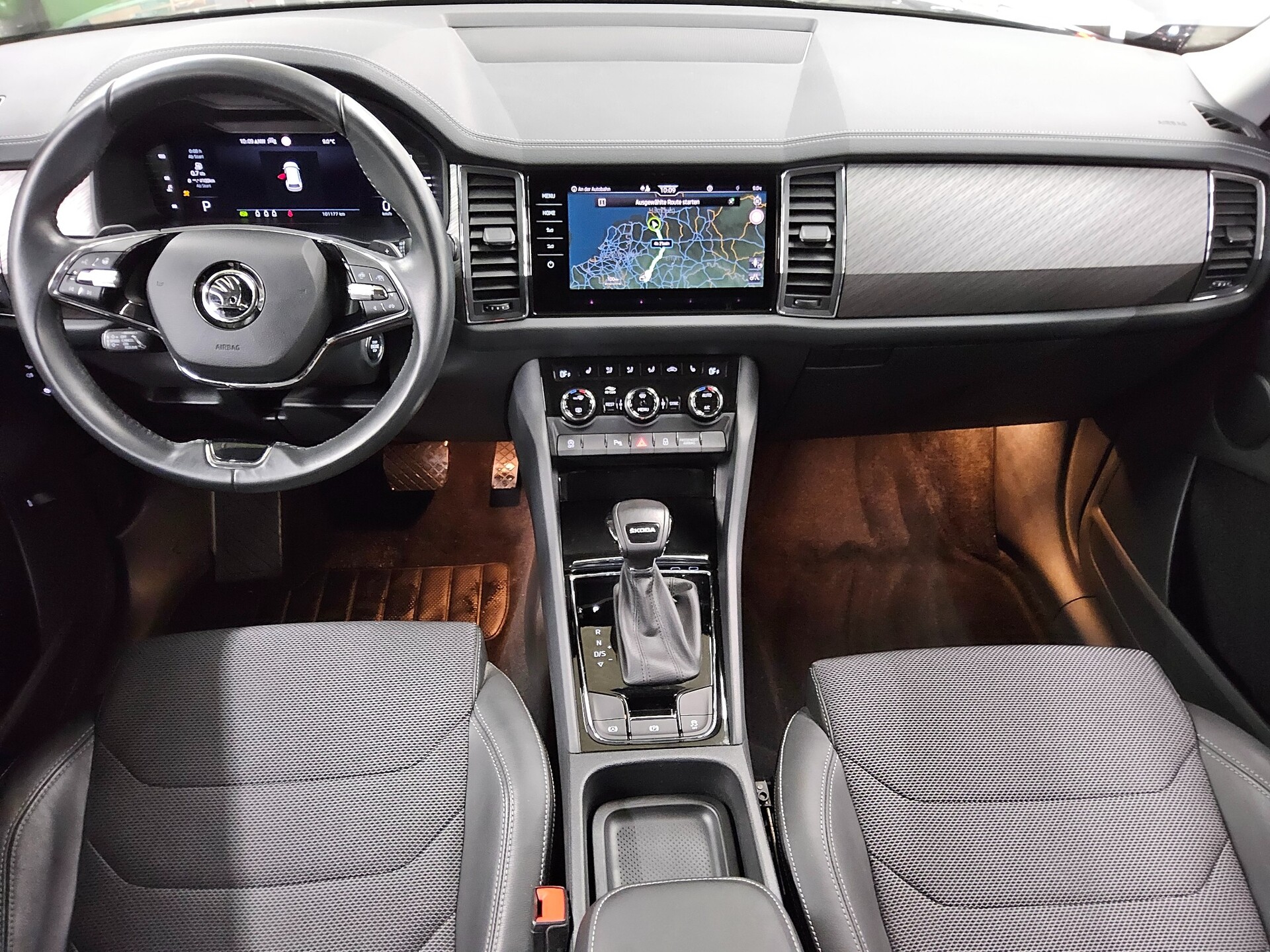 Skoda Kodiaq 2.0 TDI Style T-Leder Navi LED vc RfK ACC 5